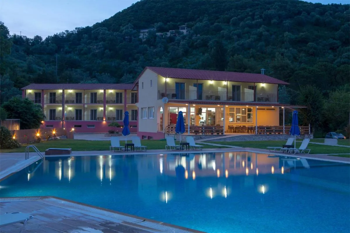 Property building in Menes Hotel