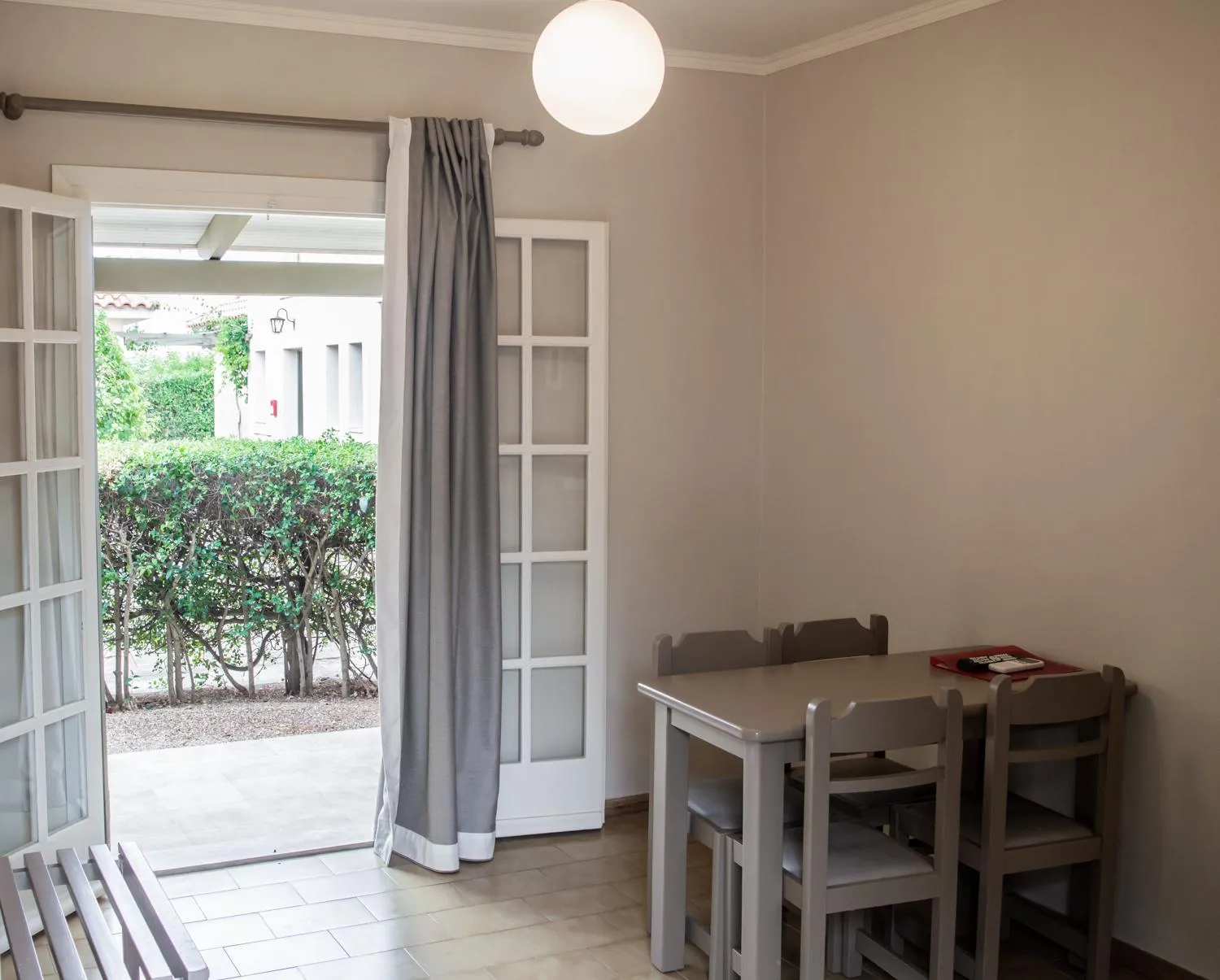 Seating area in Mouikis Sun Village