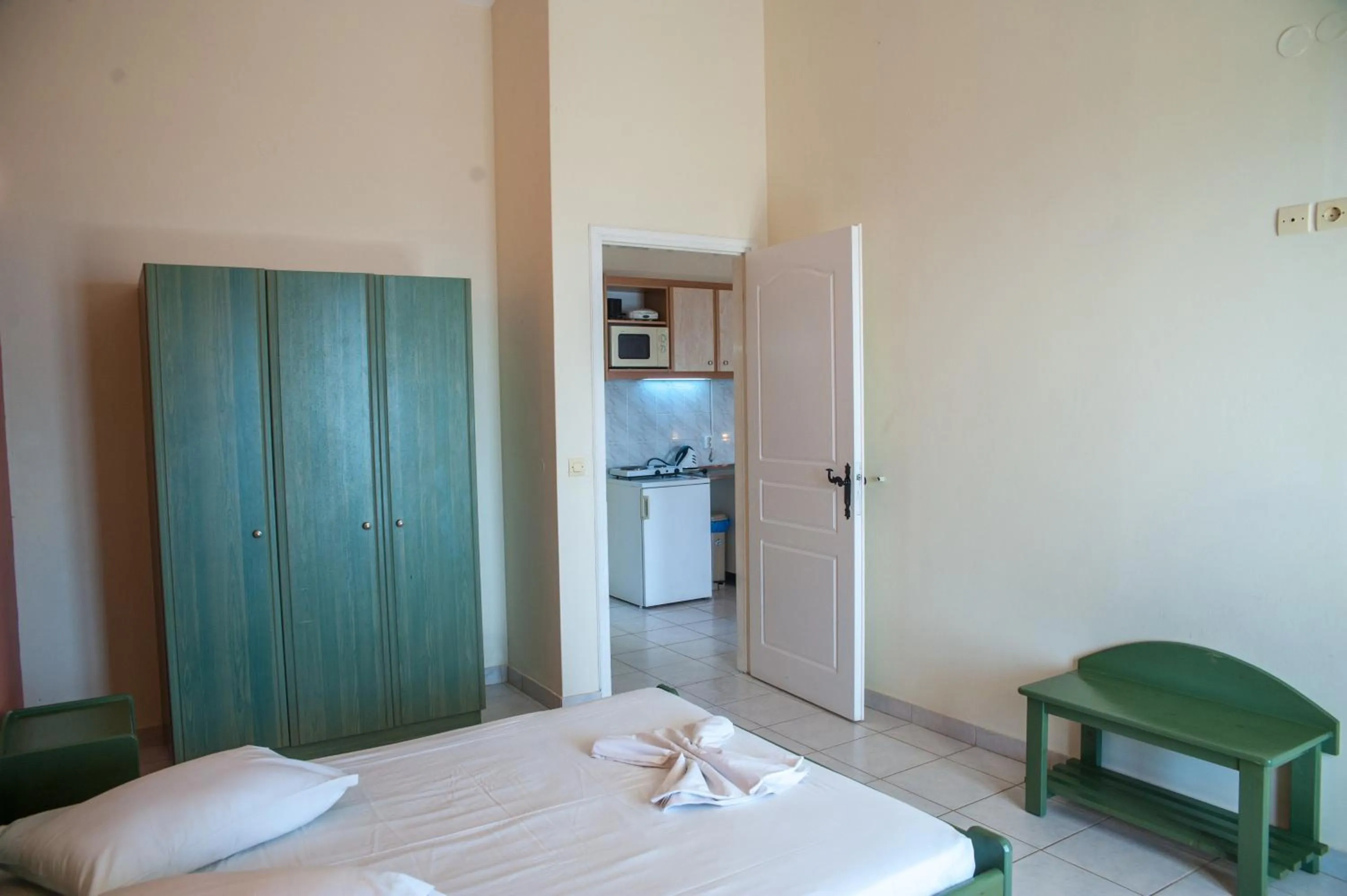 Bed in Mouikis Sun Village