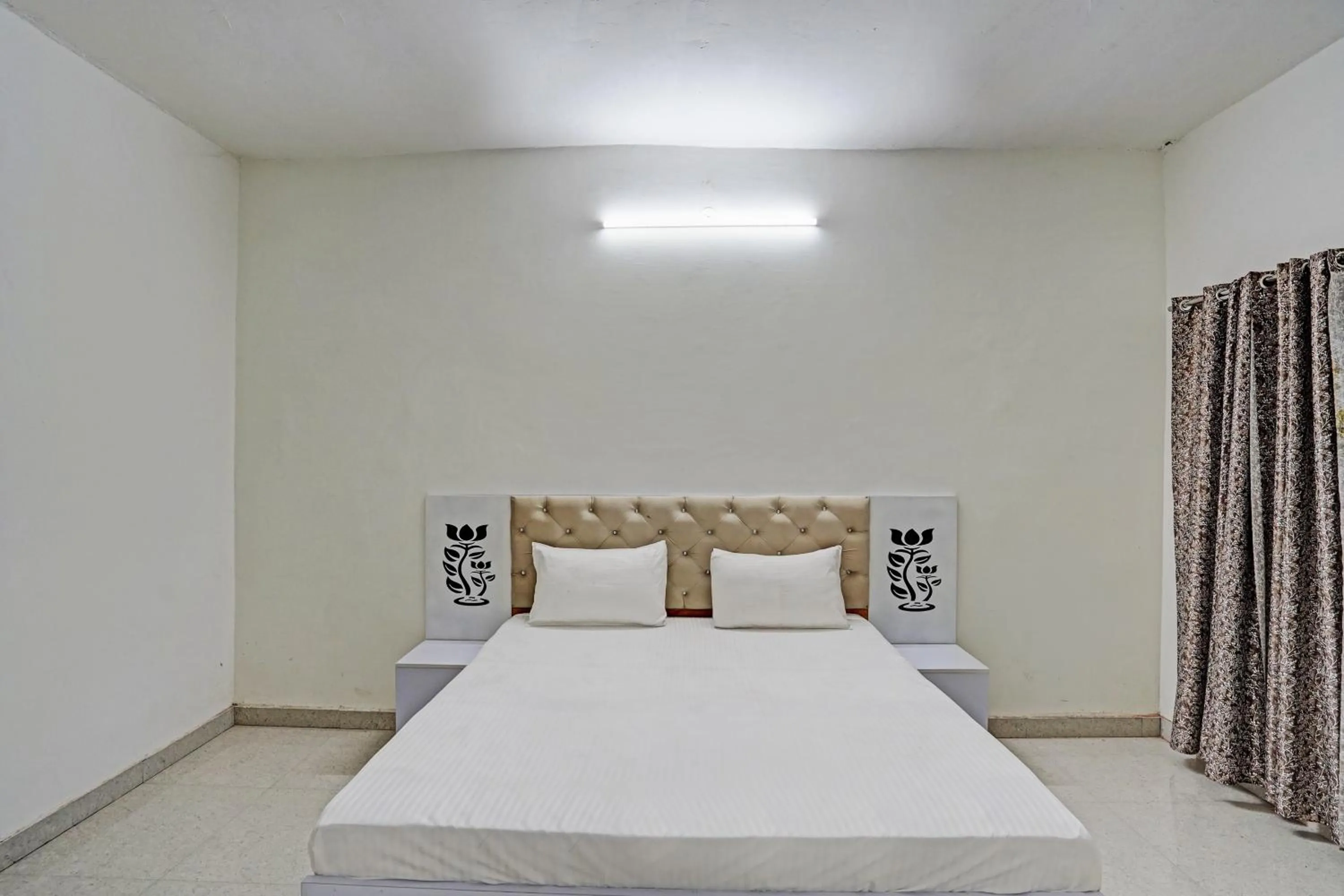 Bedroom, Bed in Hotel O Chawla's Hotel & Restaurant