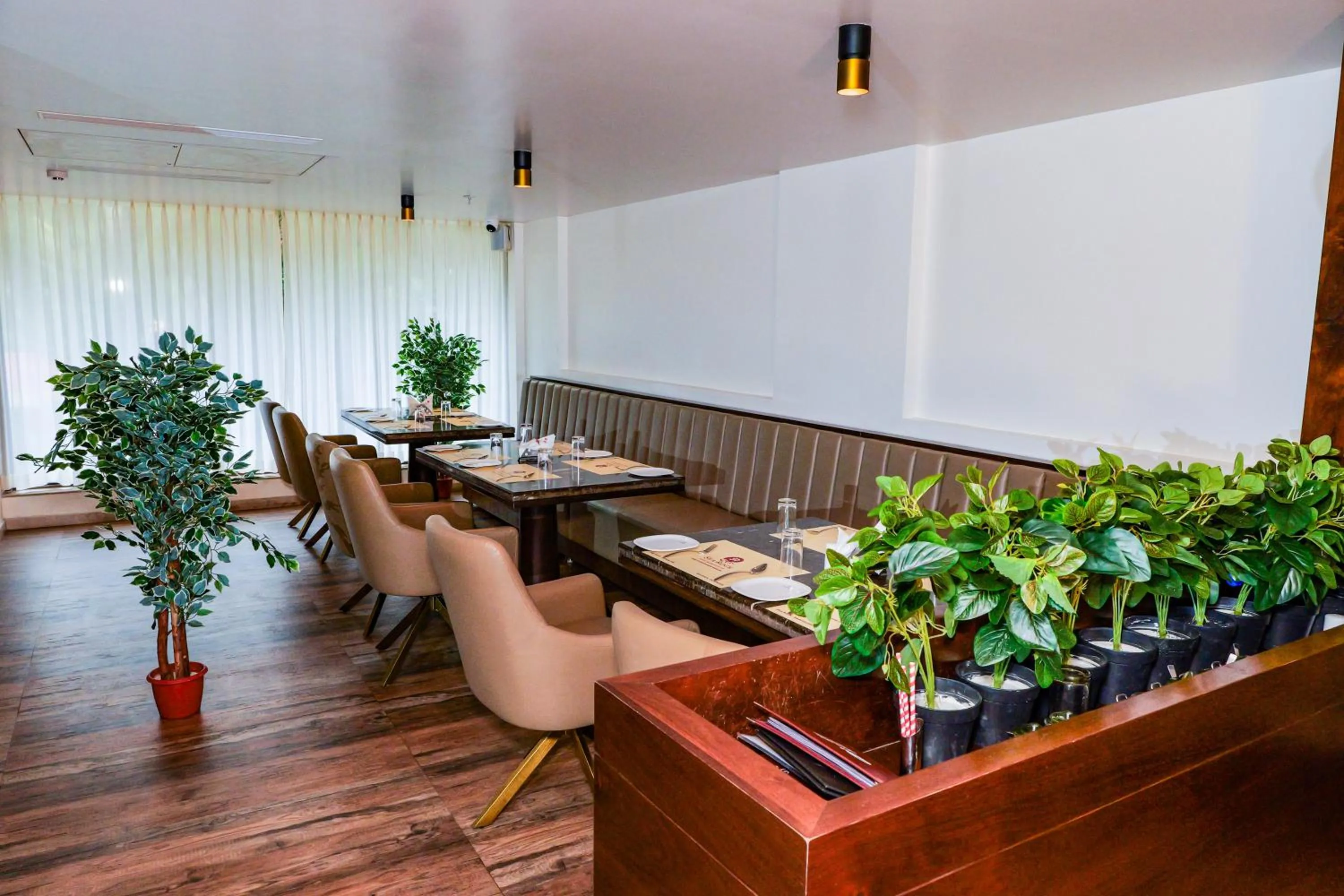 Restaurant/places to eat in UVA MANISH