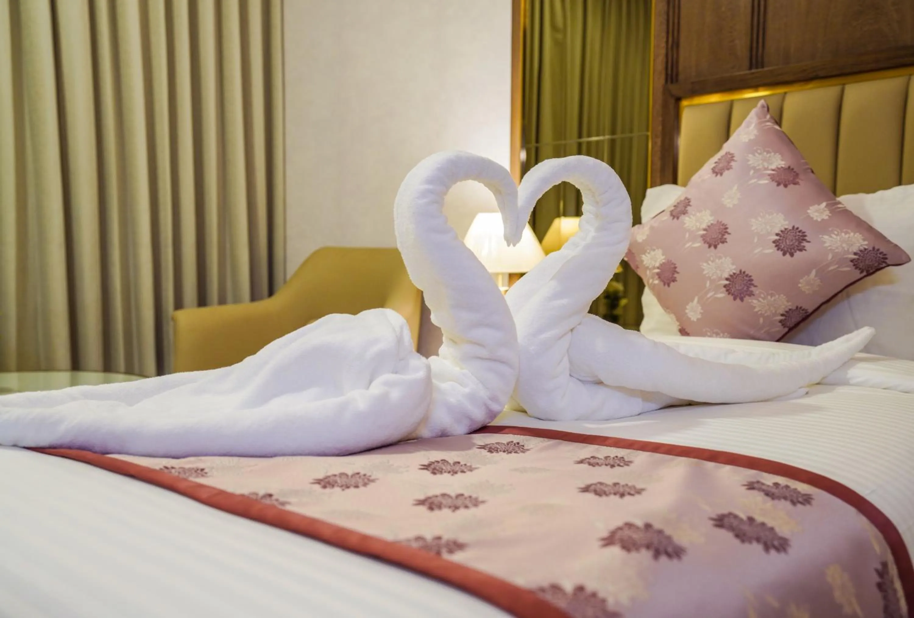 towels, Bed in UVA MANISH