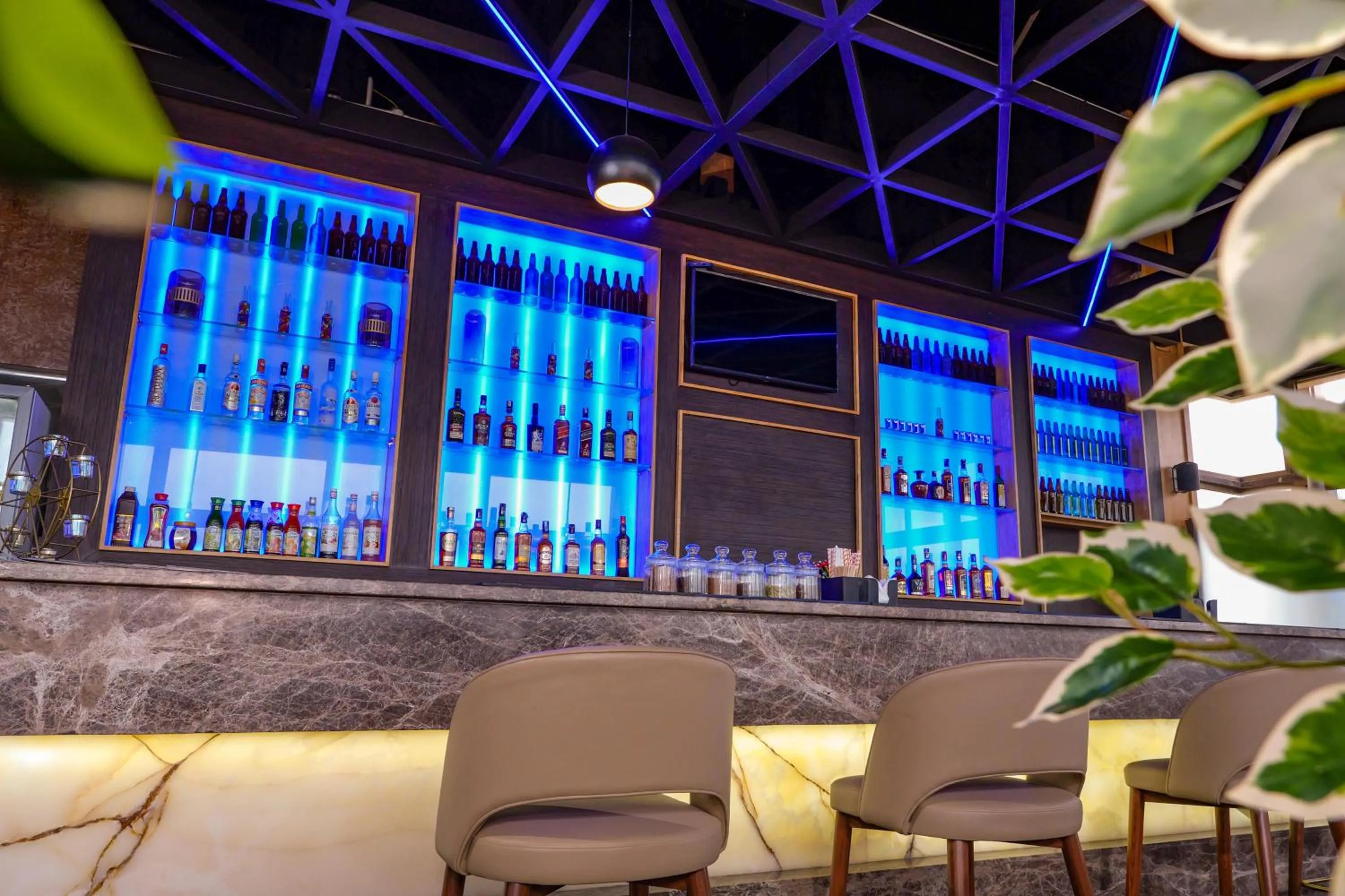 Restaurant/places to eat in UVA MANISH