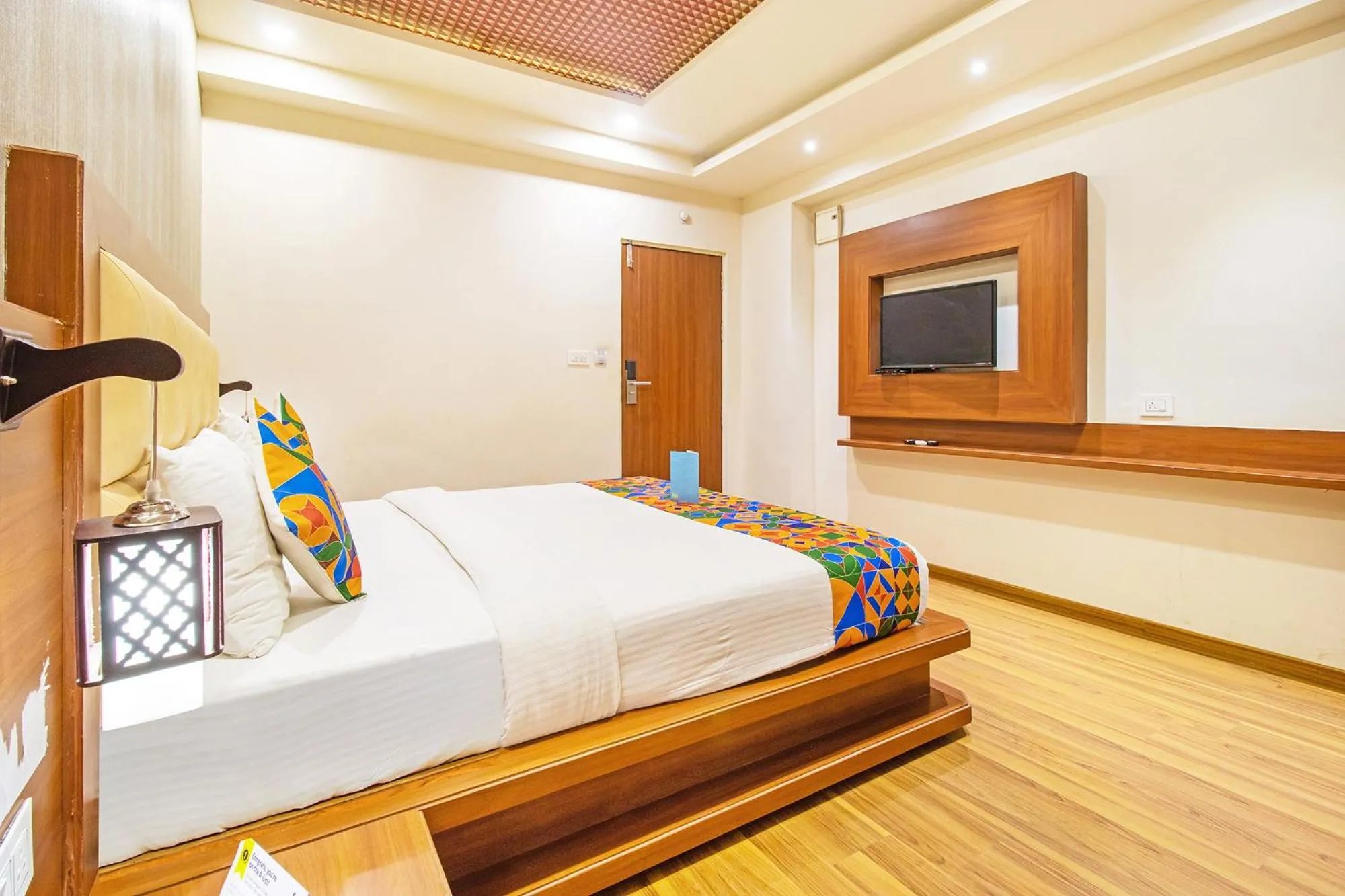 Bed in FabHotel Royal Stay I - Nr Mahadevpura