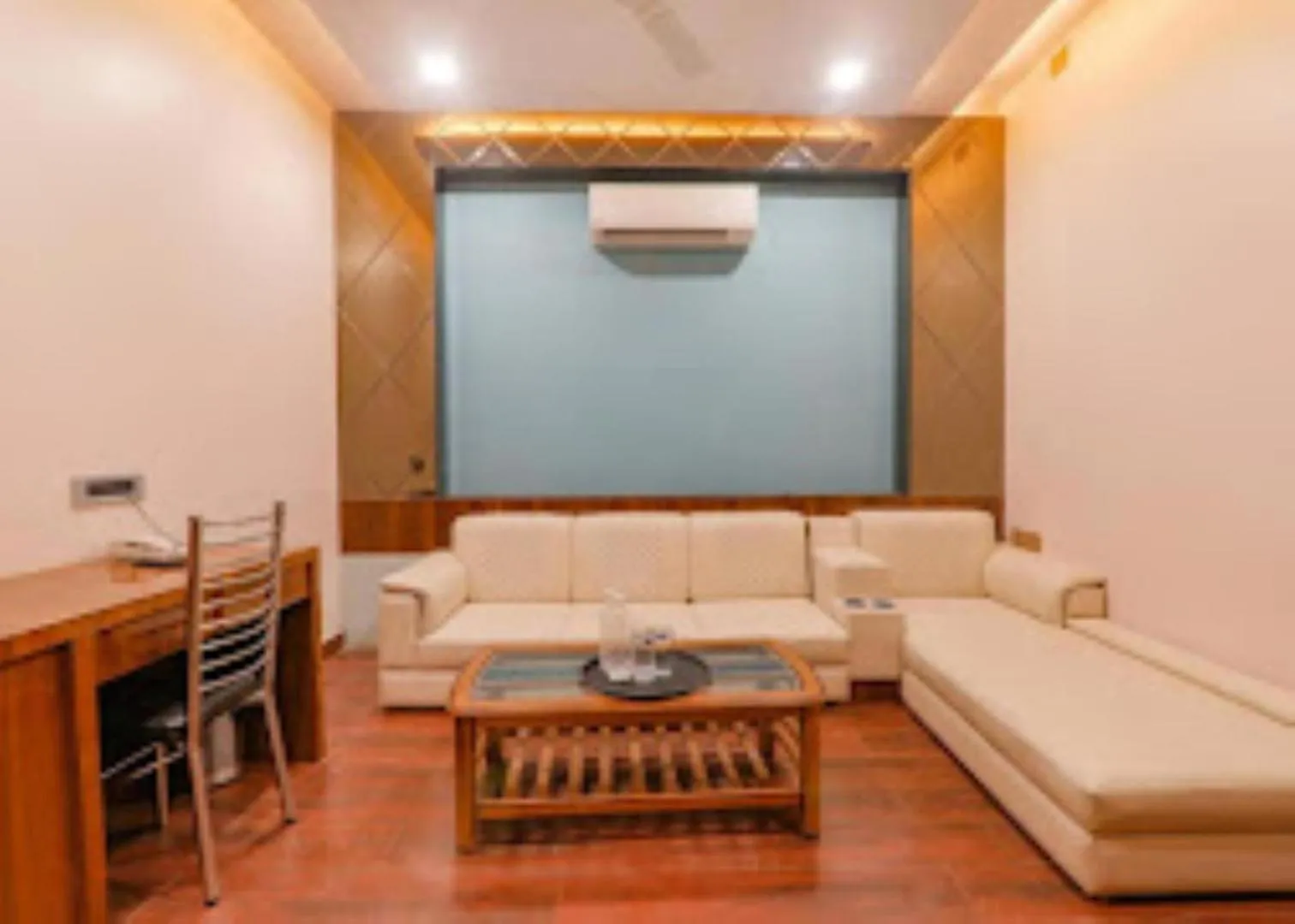 Seating area in Shree Dev Villa Hotel Kanpur