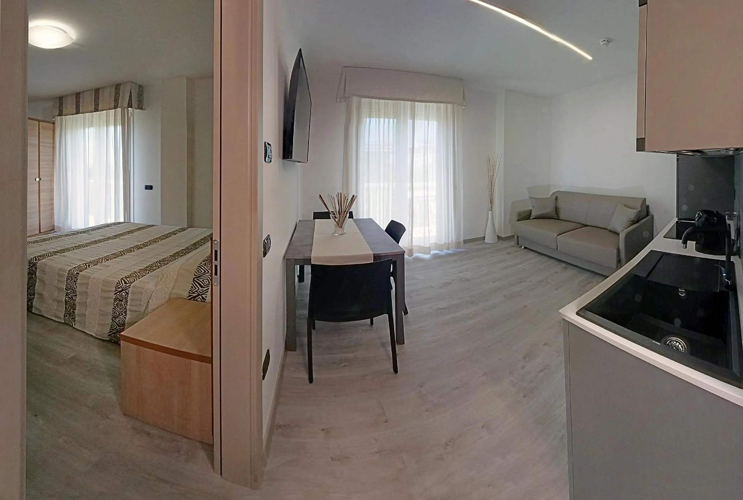 Living room, Bed in Residence Eden & Spa