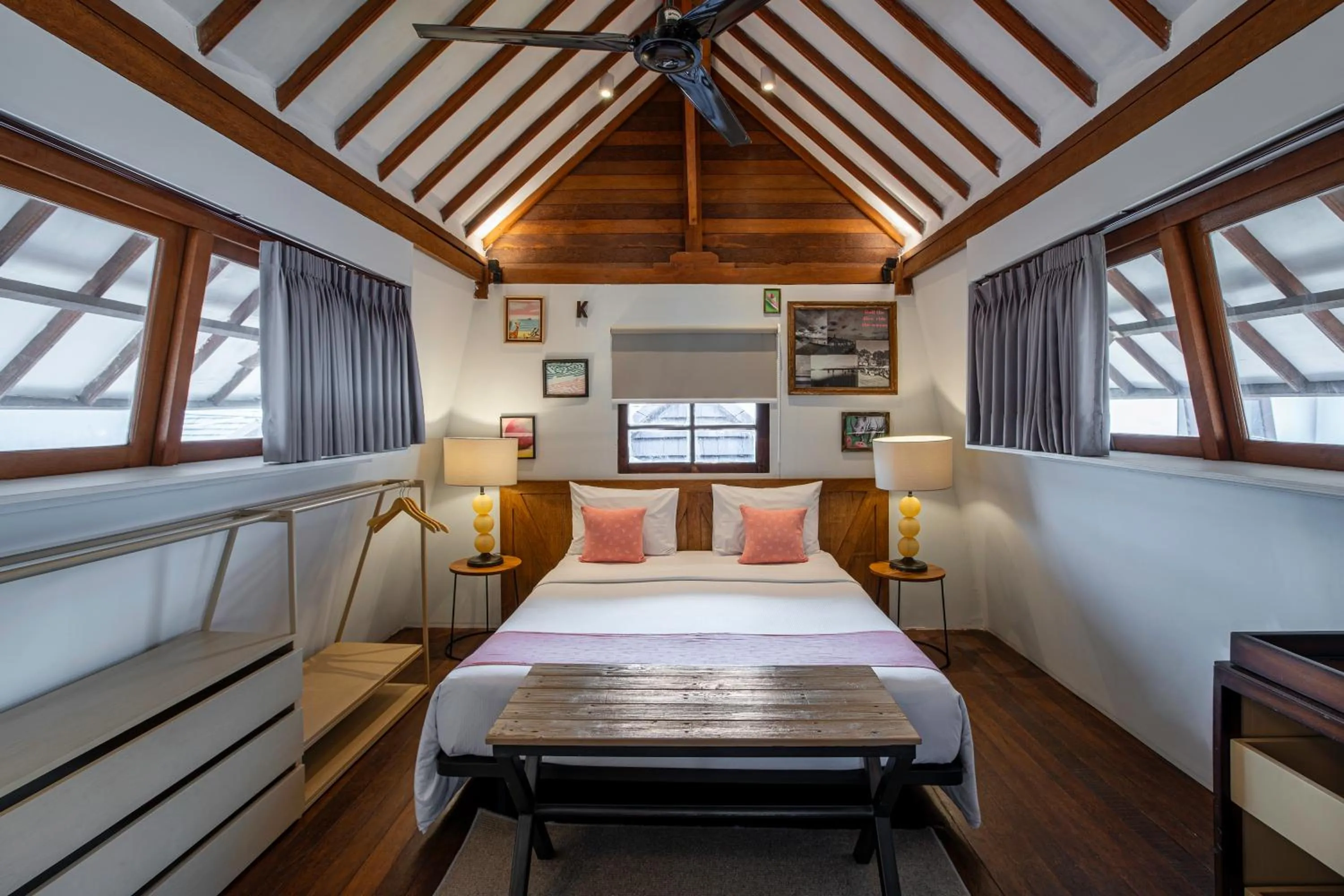 Bedroom, Bed in Seven Boards Canggu