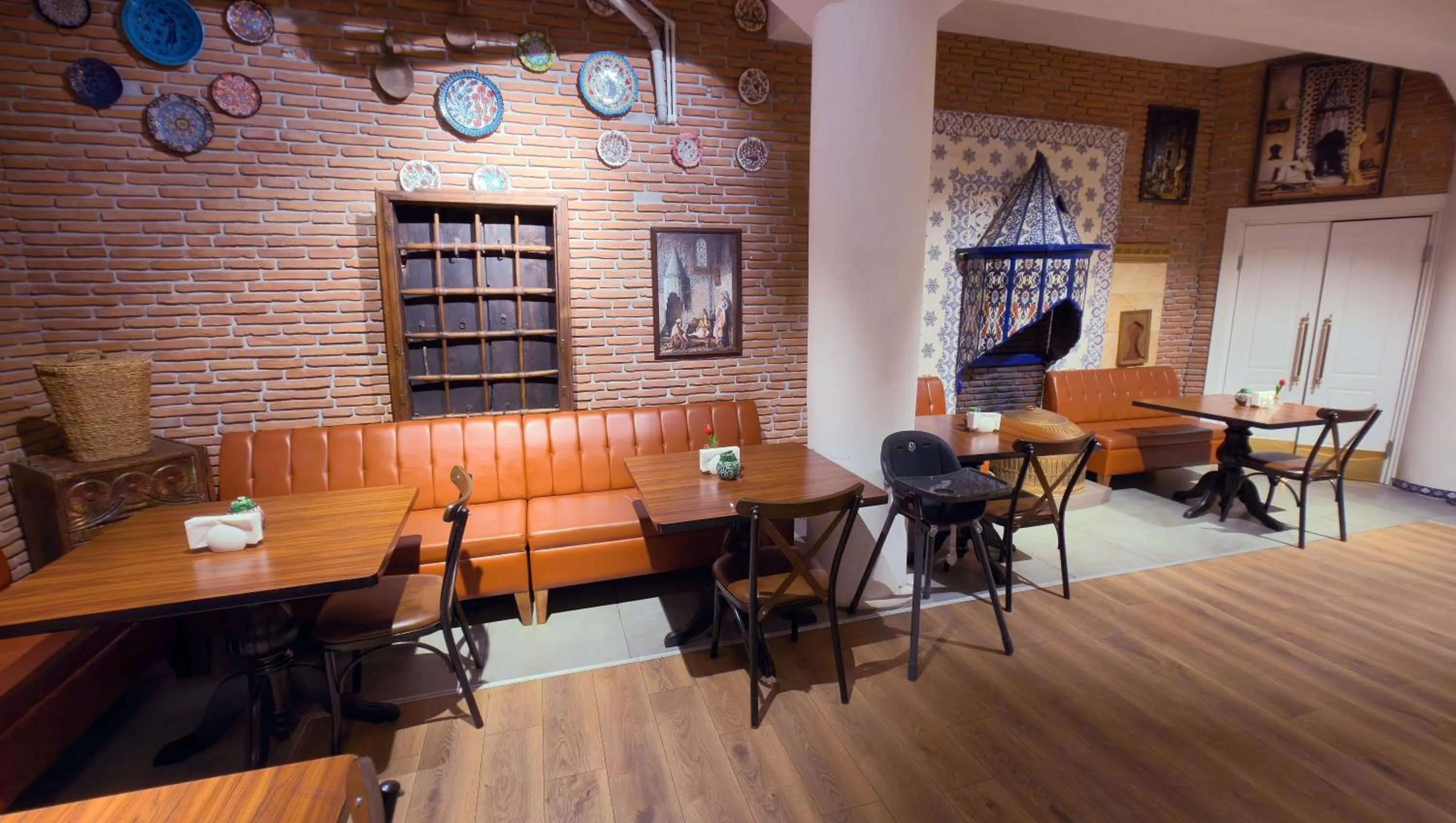 Breakfast in THINK HOTEL