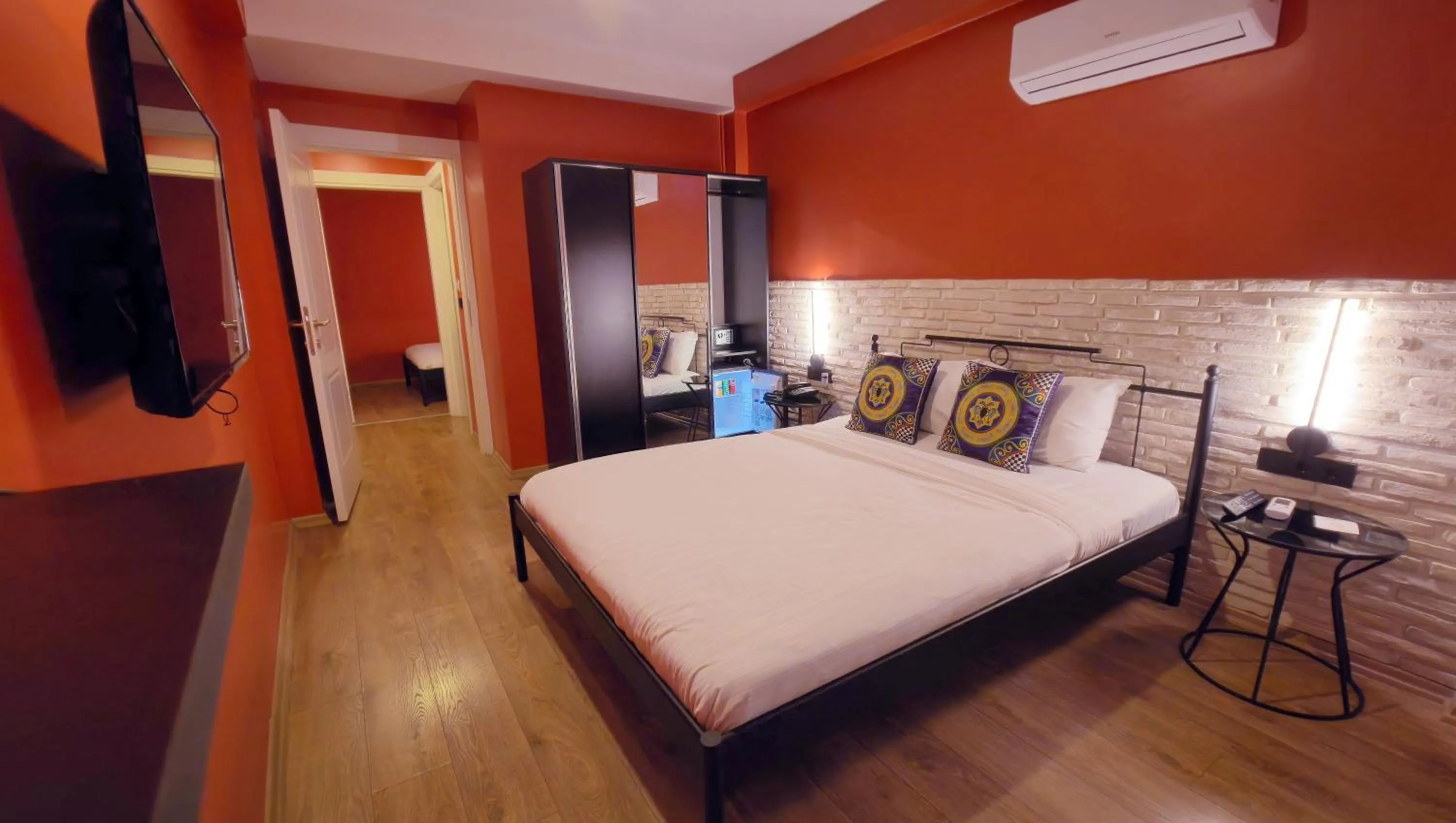 Bedroom, Bed in THINK HOTEL