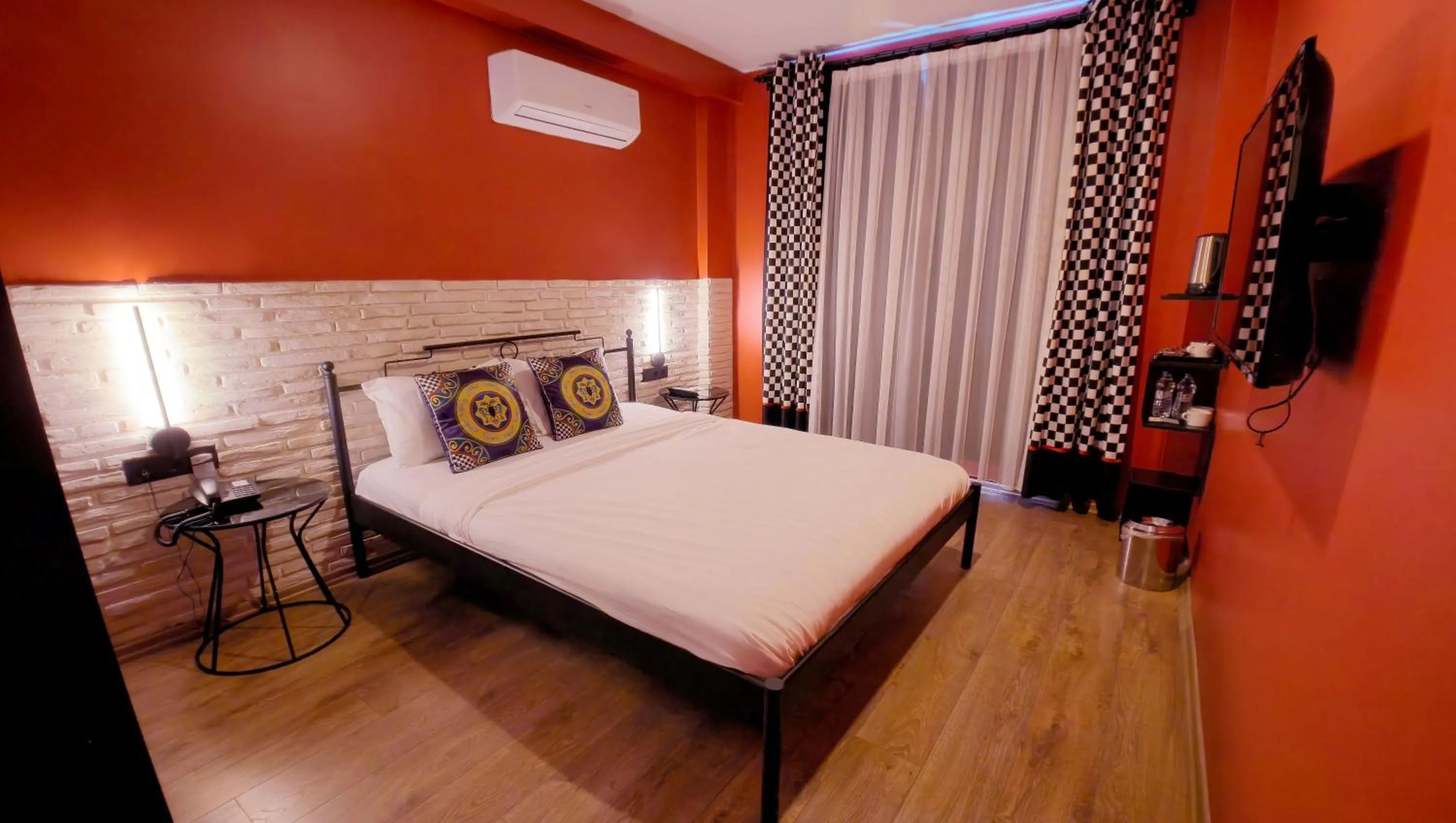 Bedroom, Bed in THINK HOTEL