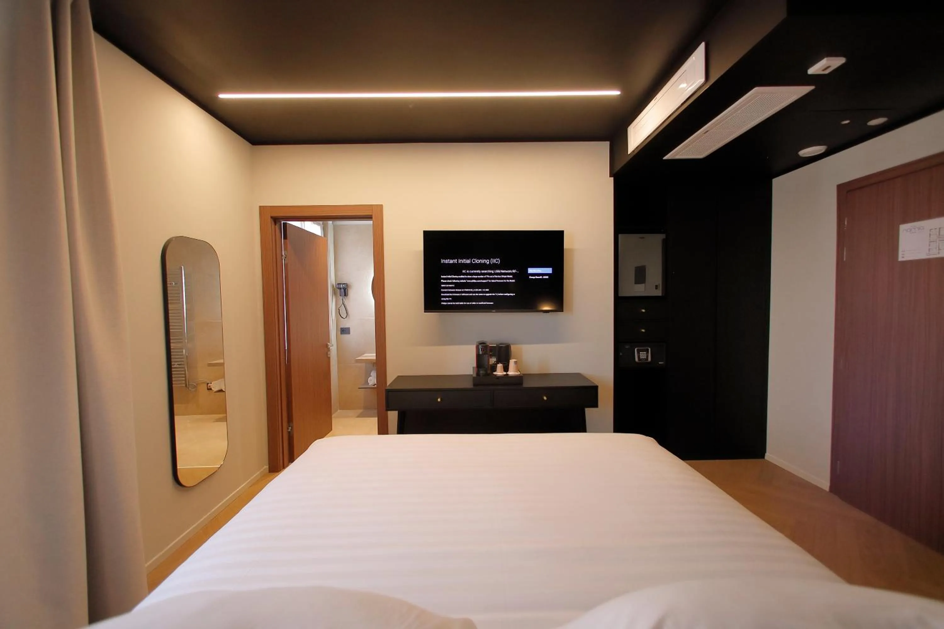 Bed in Hotel Namia by Dori