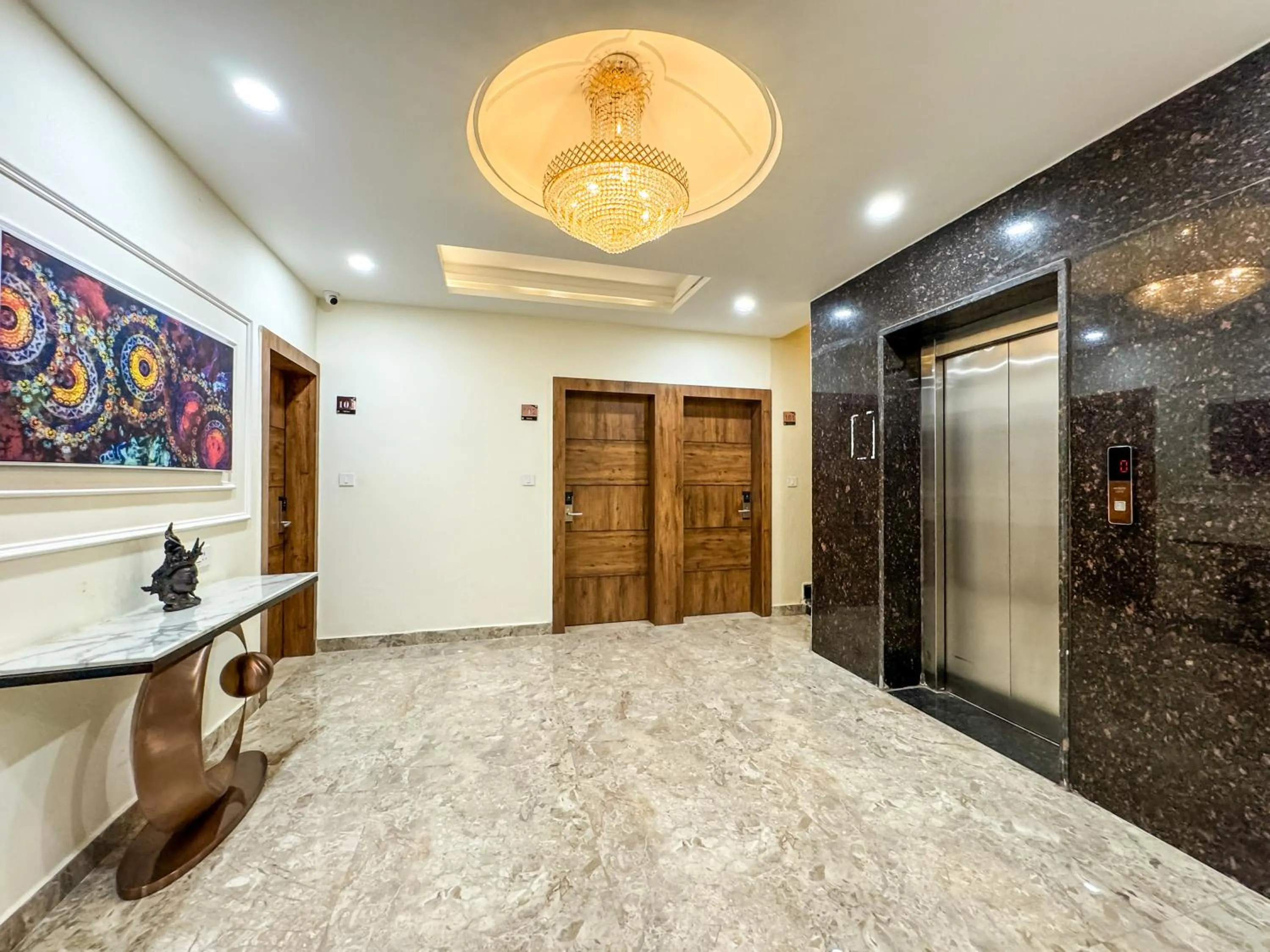 elevator in Hotel Nirvana Bliss, Behind Parmarth Niketan