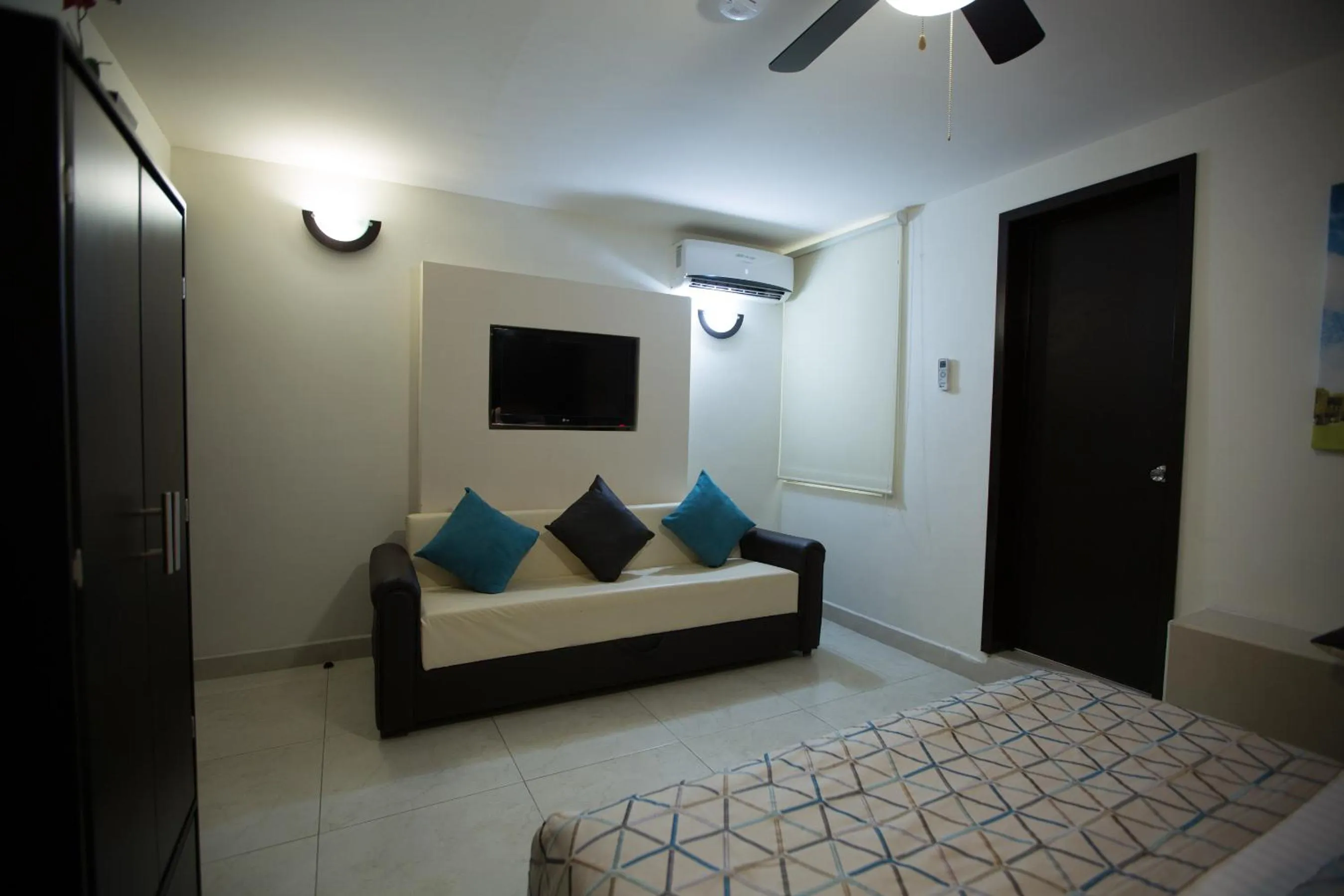 Bed in Hotel La Torre San Francisco