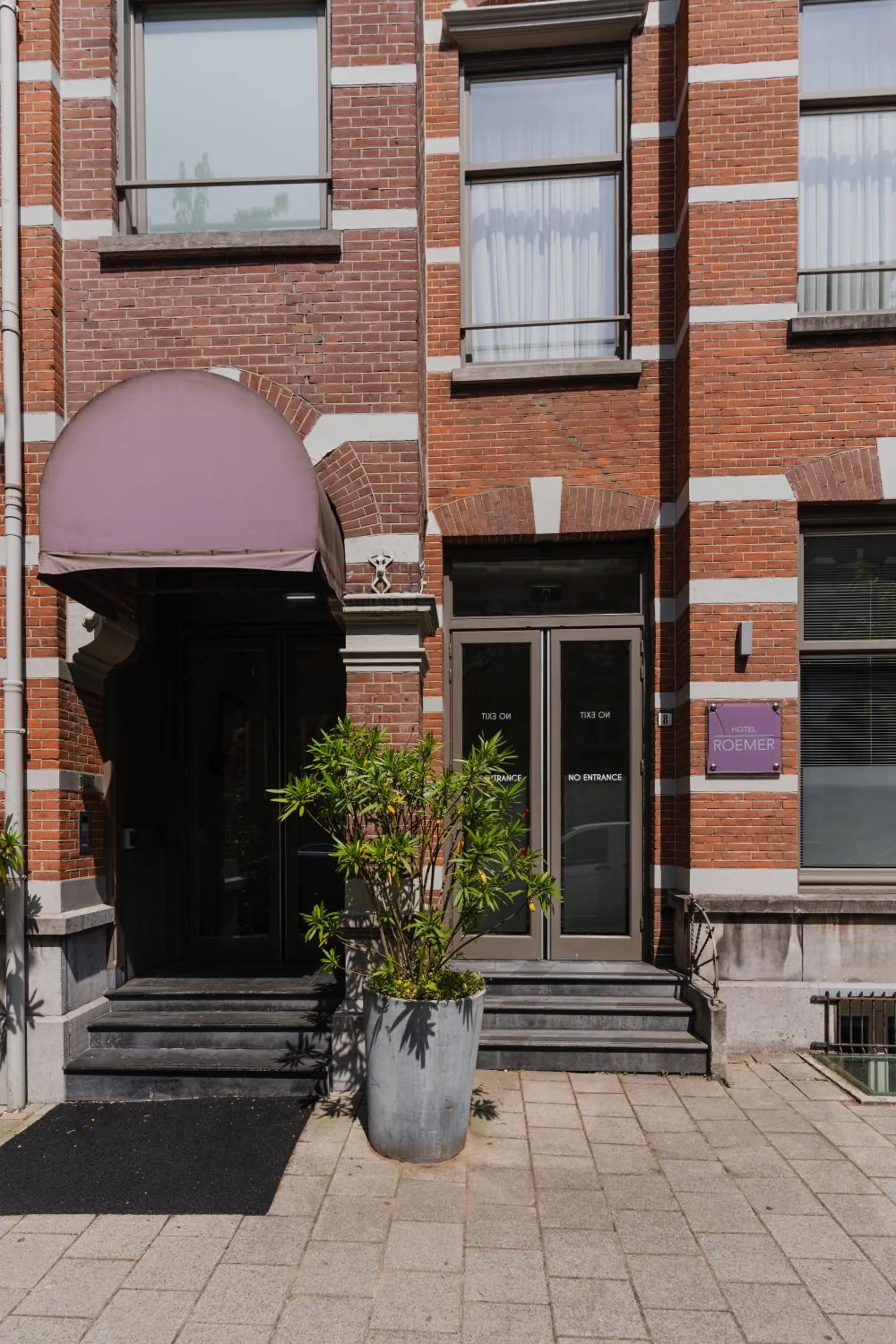 Property building in Hotel Roemer Amsterdam