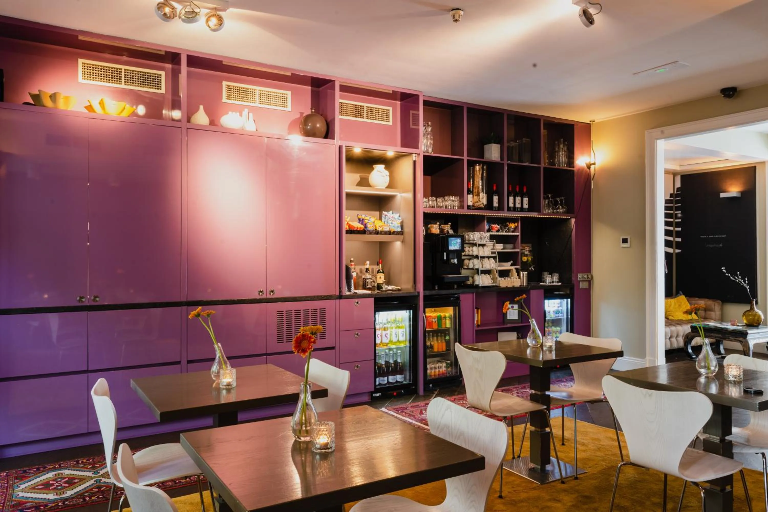 Restaurant/places to eat in Hotel Roemer Amsterdam