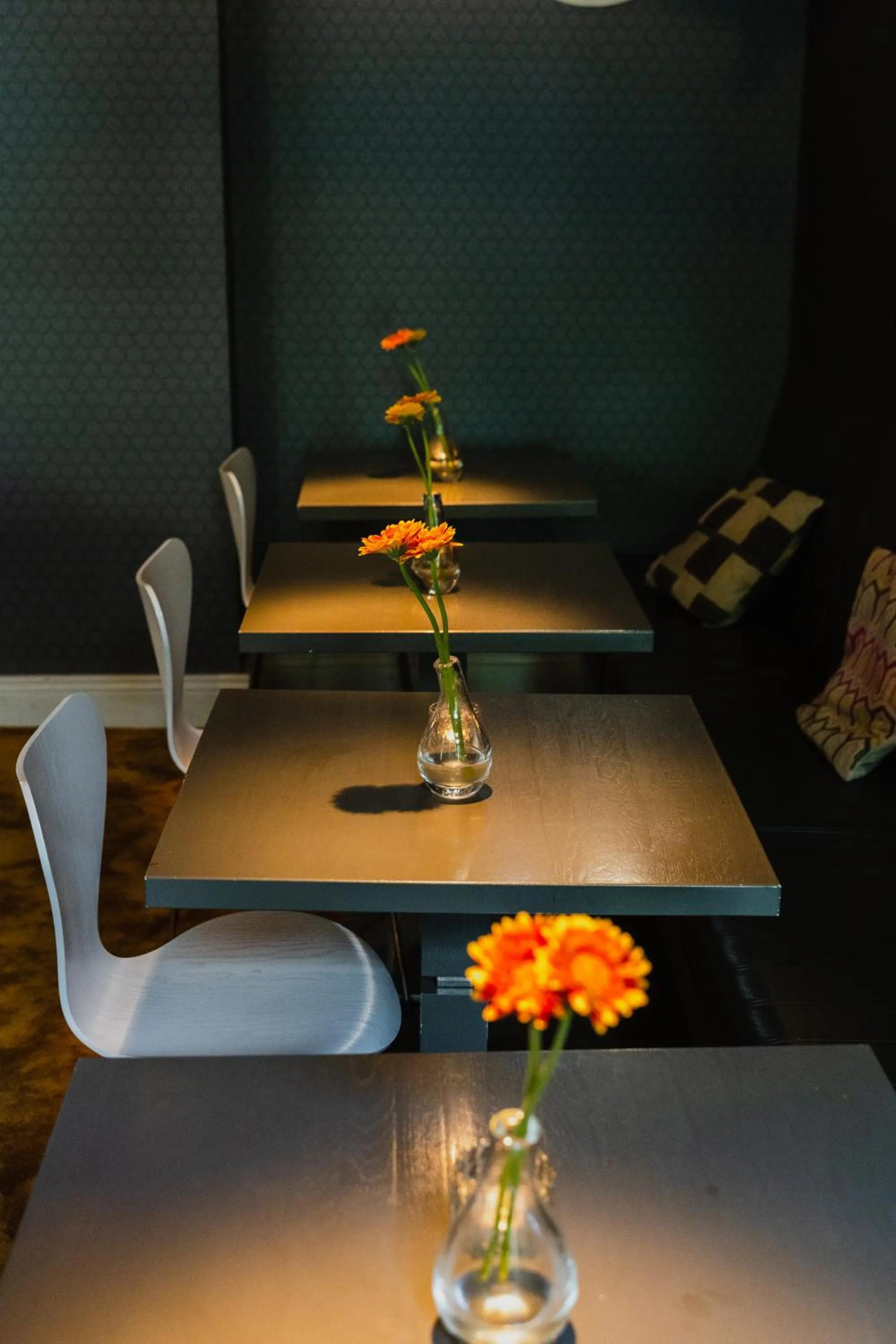 Communal lounge/ TV room in Hotel Roemer Amsterdam