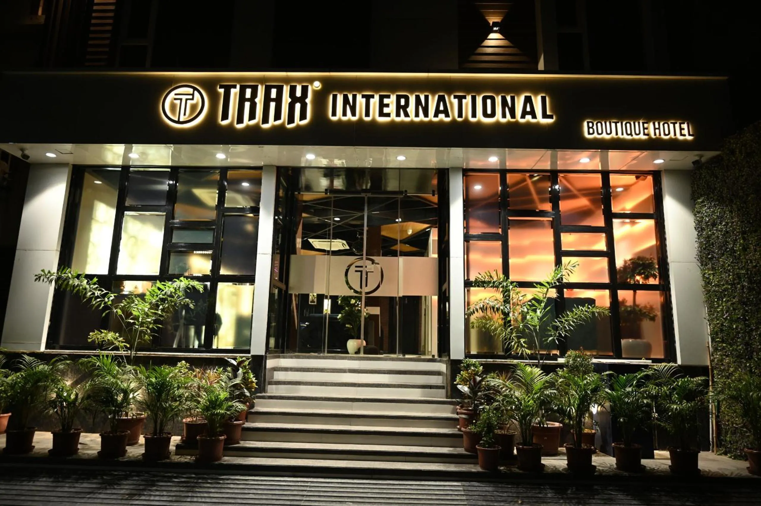 Facade/entrance in Hotel Trax International