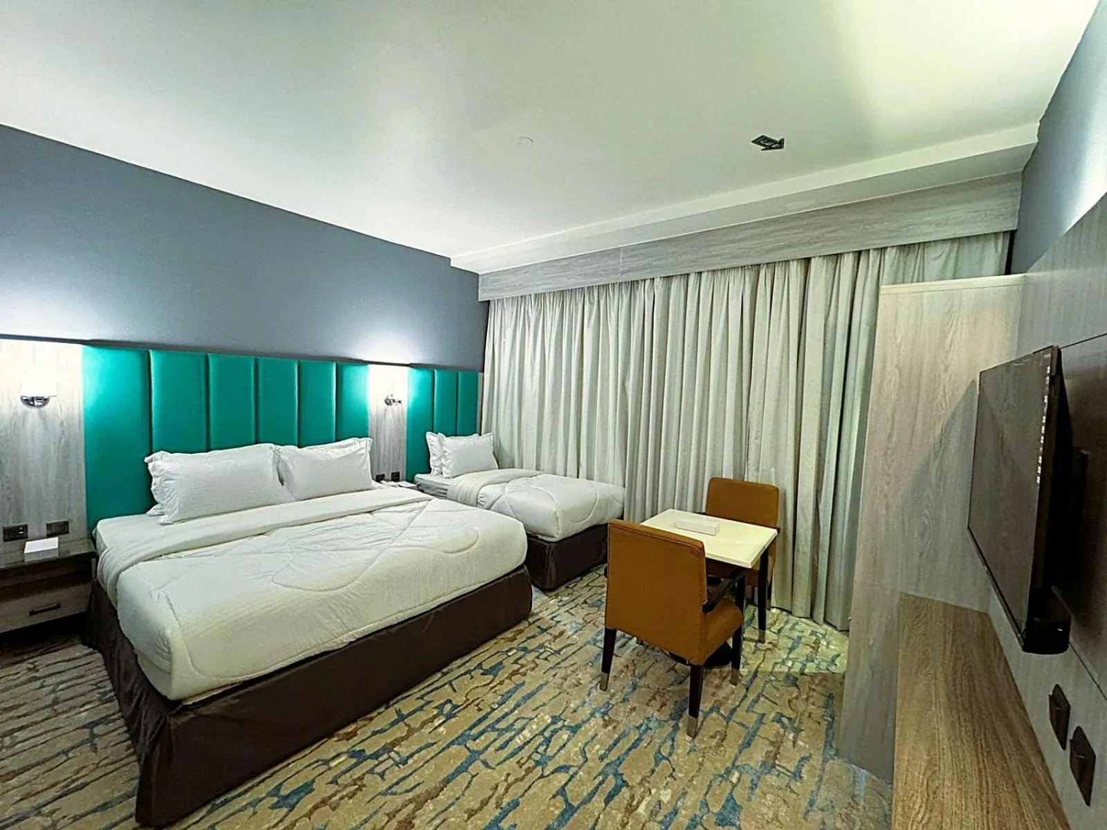 Bedroom, Bed in Hafez Hotel Apartments - Al Ras Metro Station
