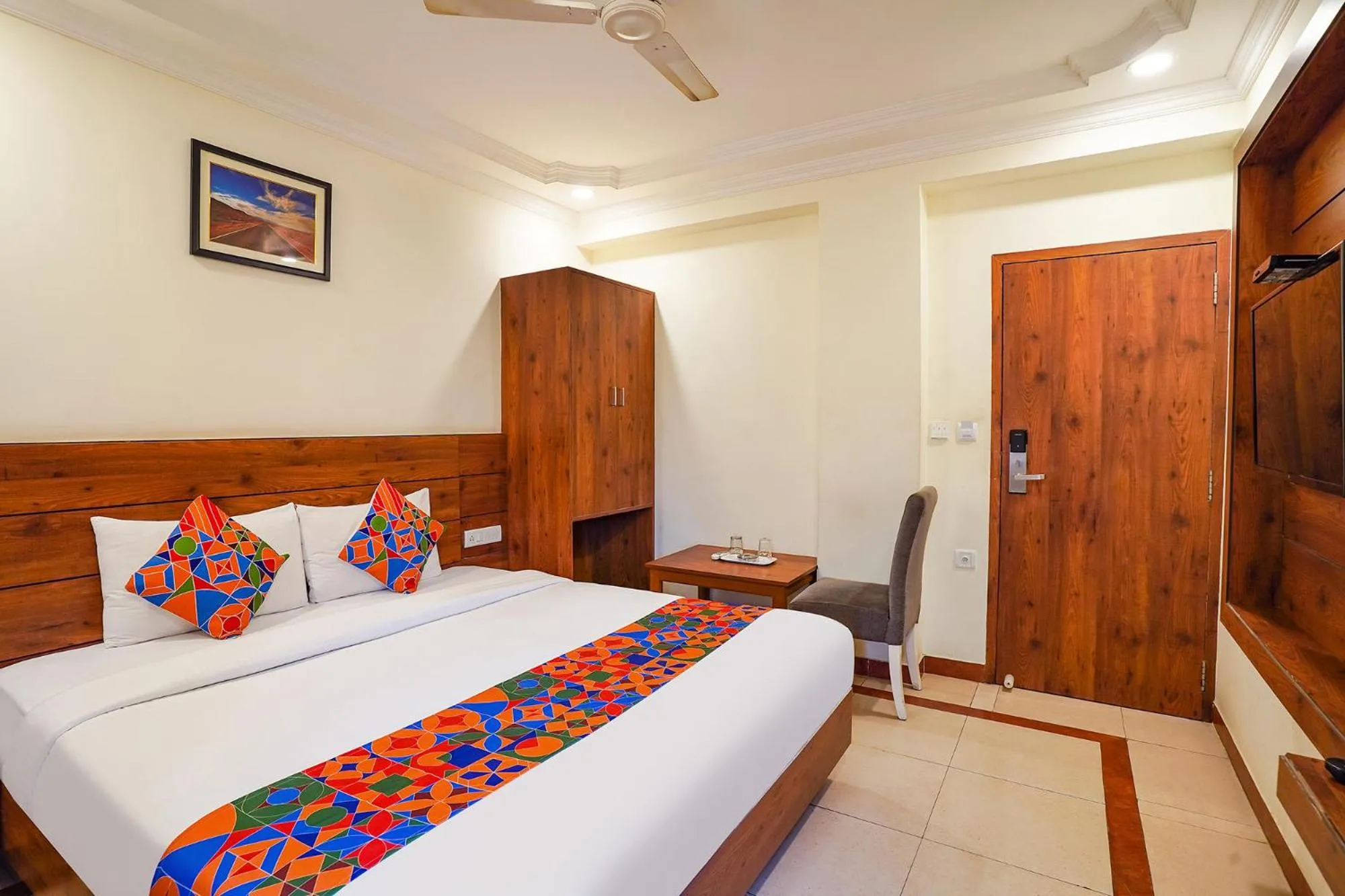 Bed in FabHotel Savi Inn - Nr Mantri Square Mall