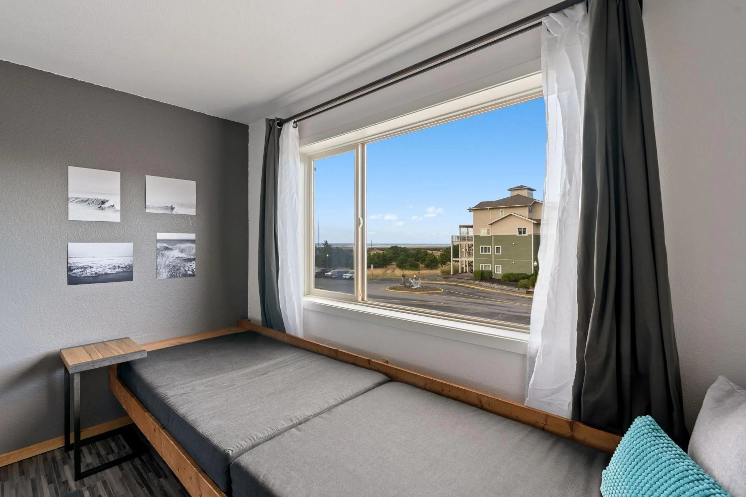 Bedroom in Adrift Hotel