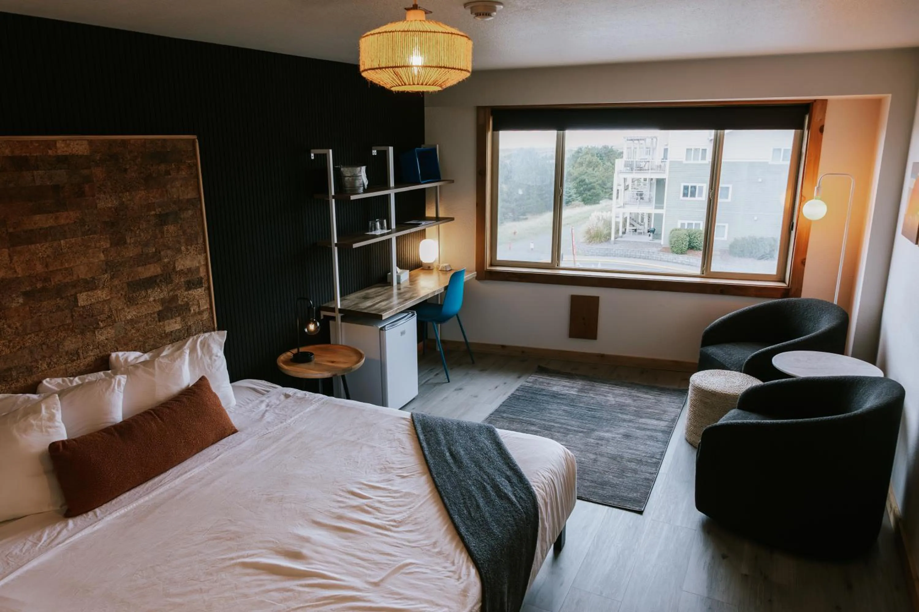 Bedroom, Bed in Adrift Hotel