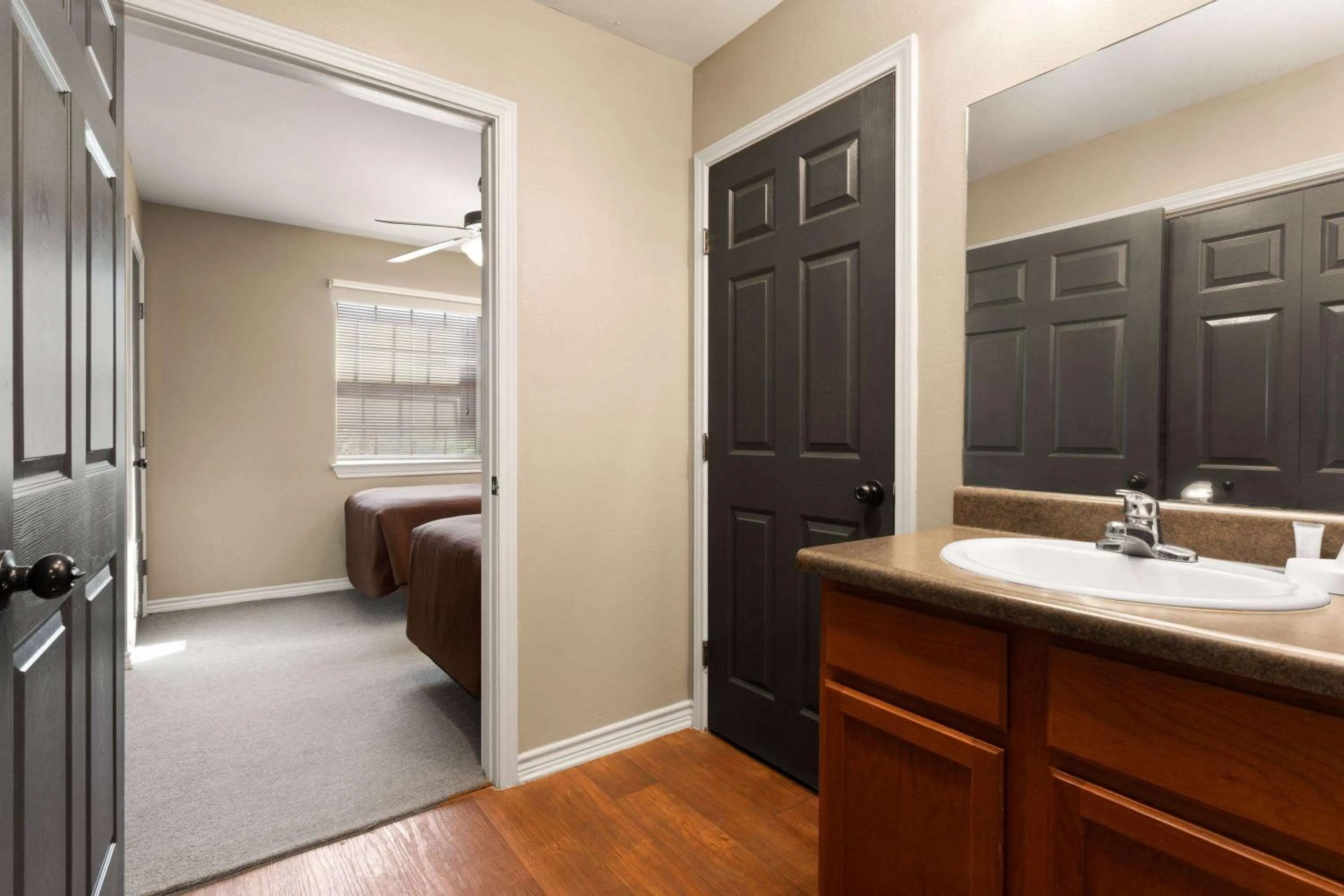 Photo of the whole room in Eagle's Den Suites Cotulla a Travelodge by Wyndham