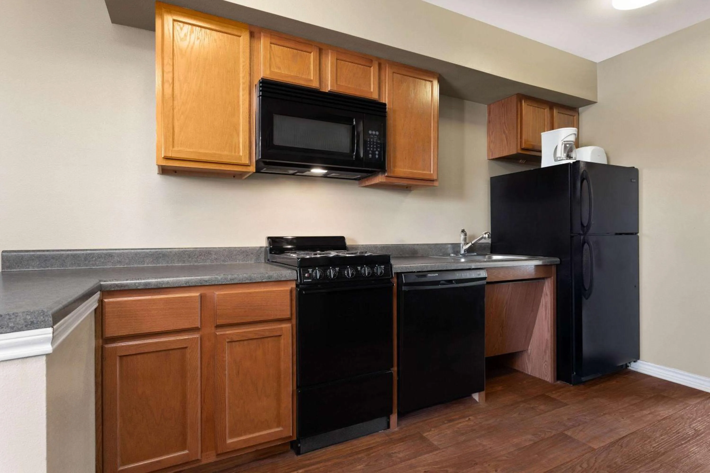 Photo of the whole room in Eagle's Den Three Rivers Texas a Travelodge by Wyndham