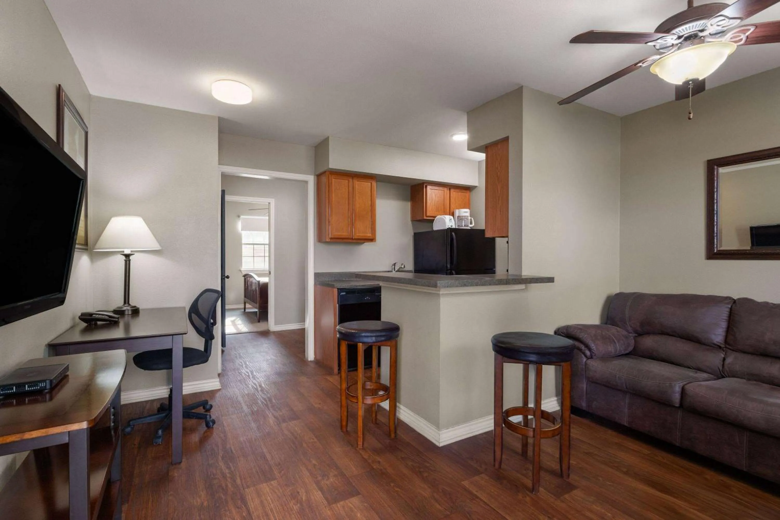 Photo of the whole room in Eagle's Den Three Rivers Texas a Travelodge by Wyndham