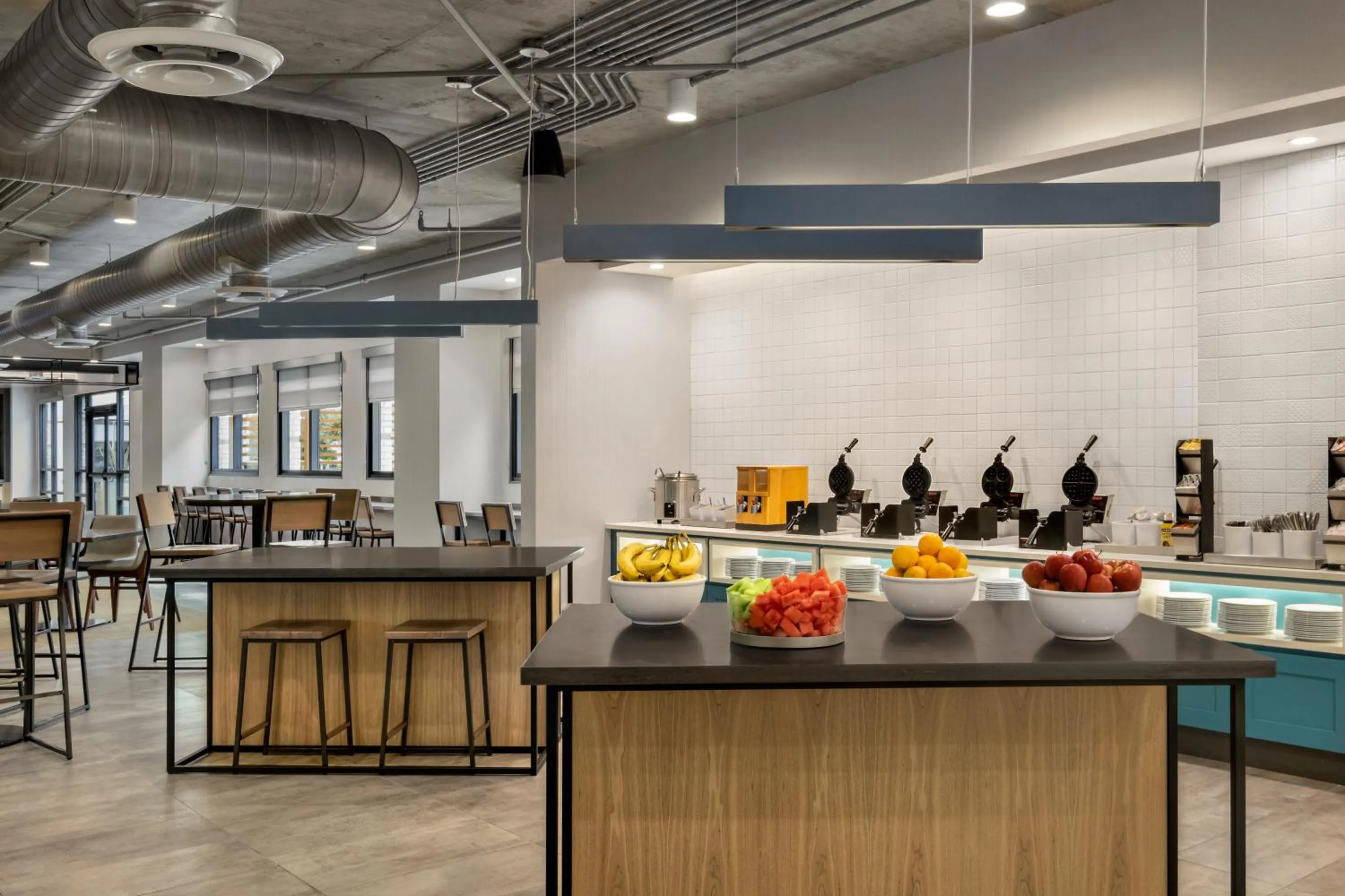 Breakfast in Hampton Inn Austin East Side 5th Street