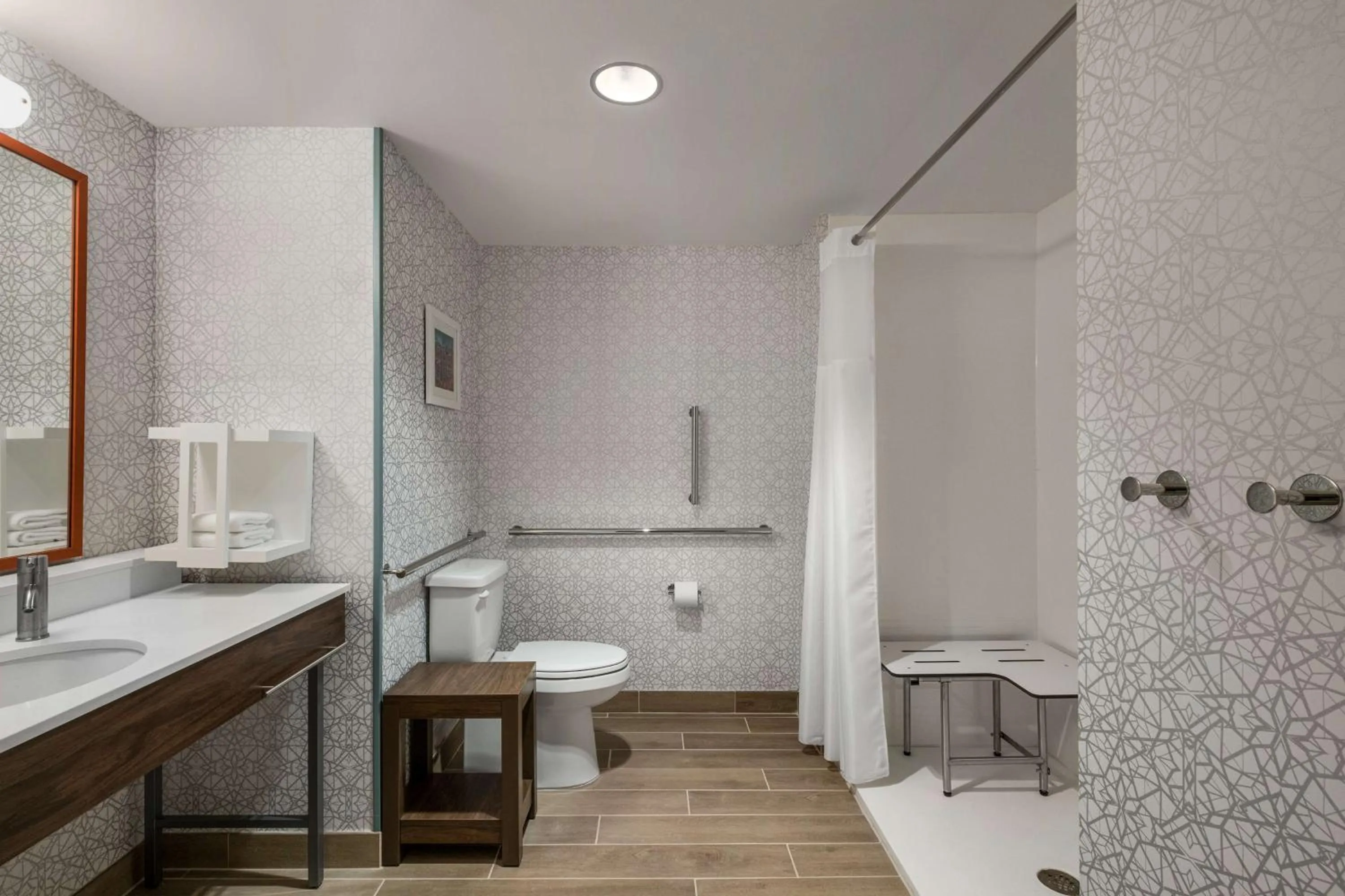 Bathroom in Hampton Inn Austin East Side 5th Street