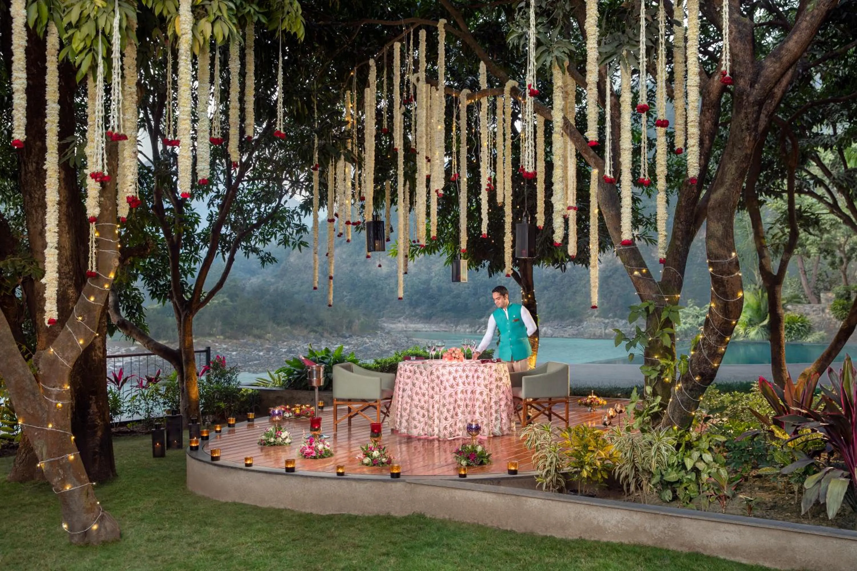 Decorative detail in Anand Kashi by the Ganges Rishikesh - IHCL Seleqtions