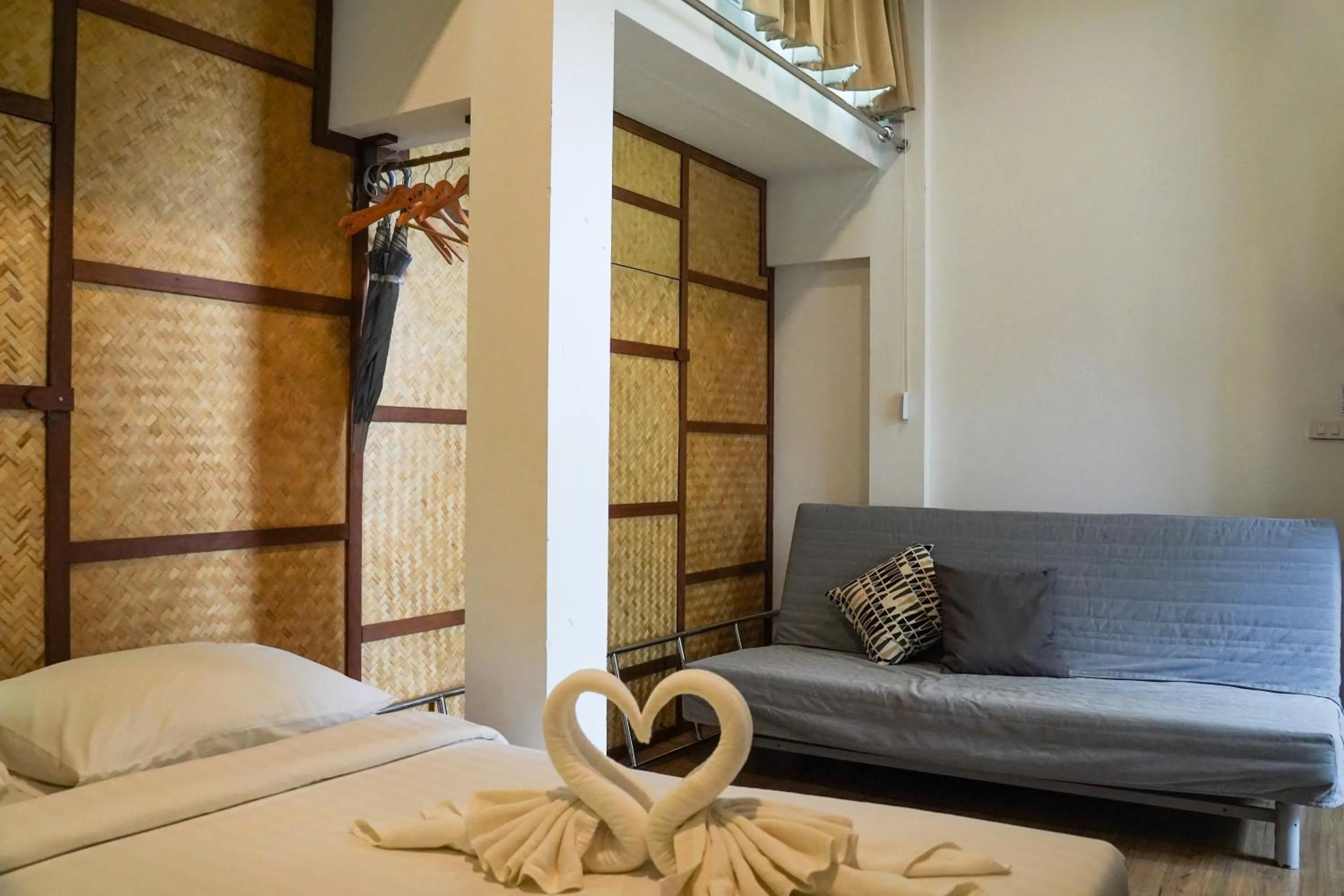 Bed in Koh Mak Cococape Resort