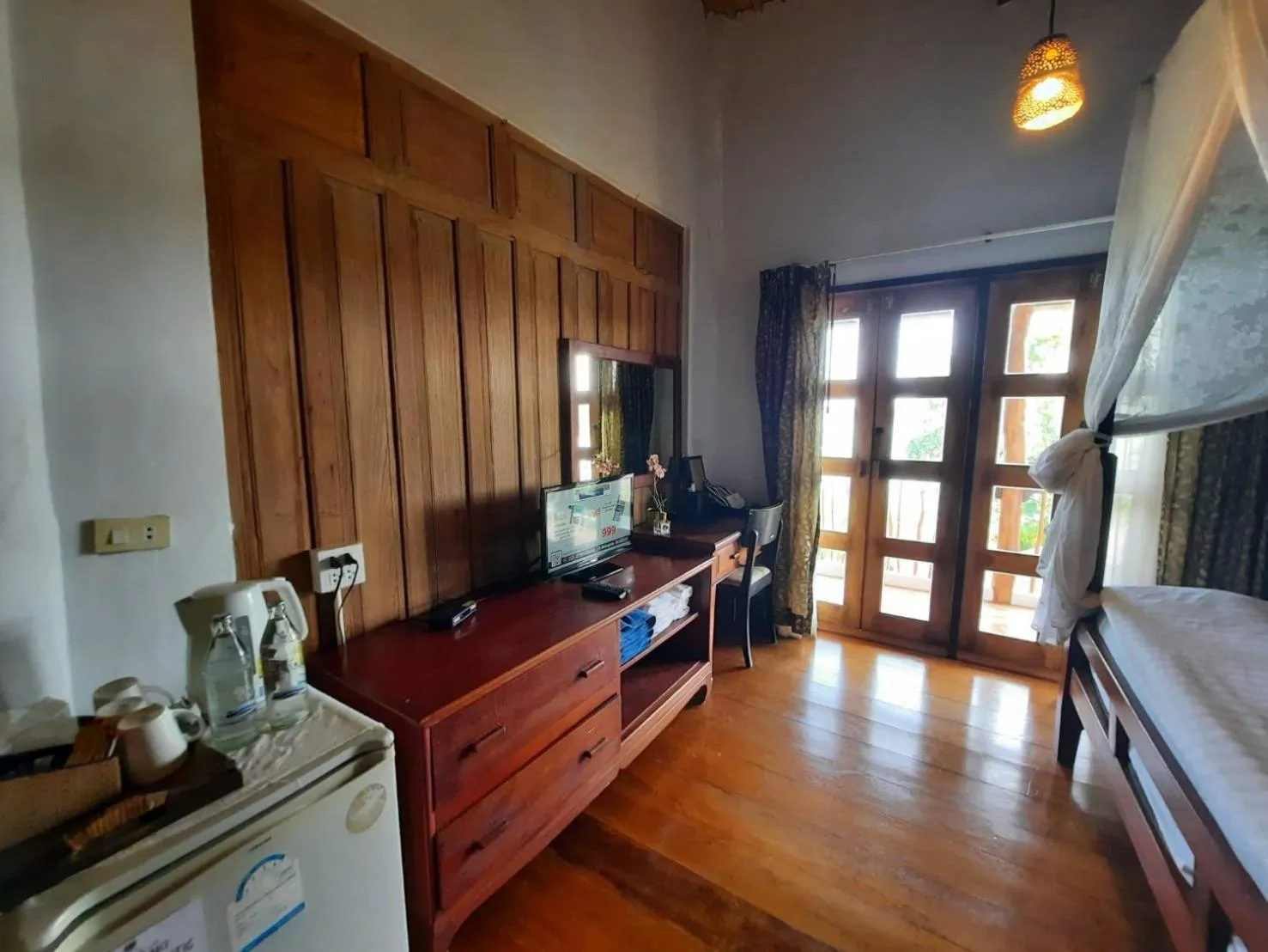 Bed in Koh Mak Cococape Resort