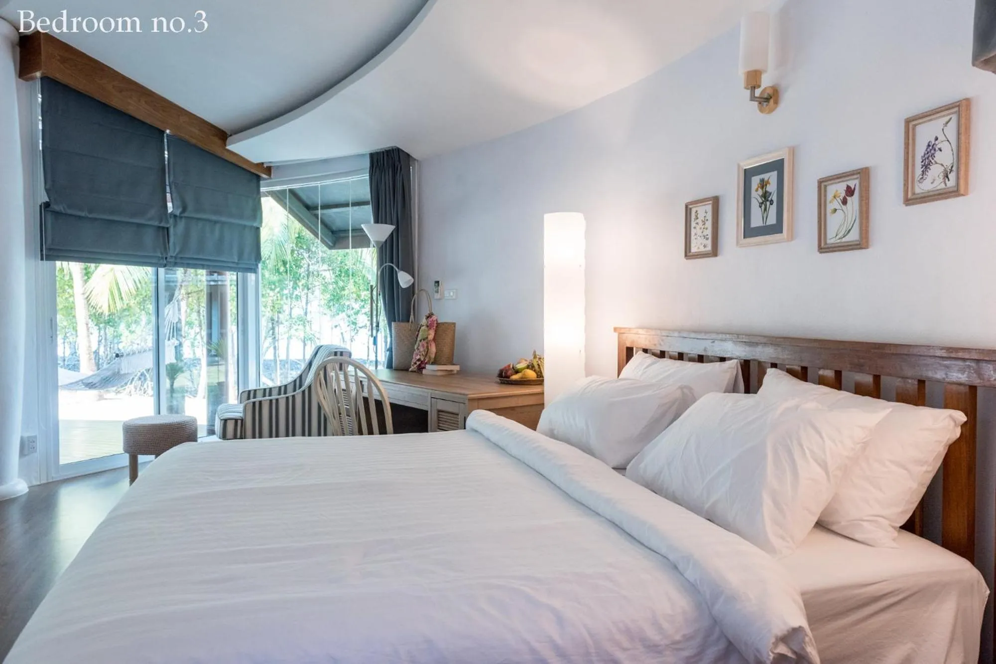 Bed in Koh Mak Cococape Resort