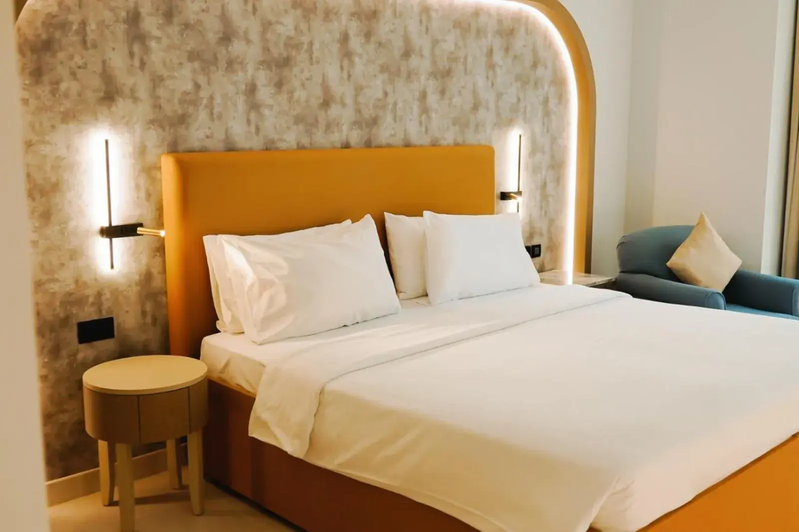 Deluxe King Room City View in Sheraton Khalidiya Hotel Deluxe King Room City View in Sheraton Khalidiya Hotel