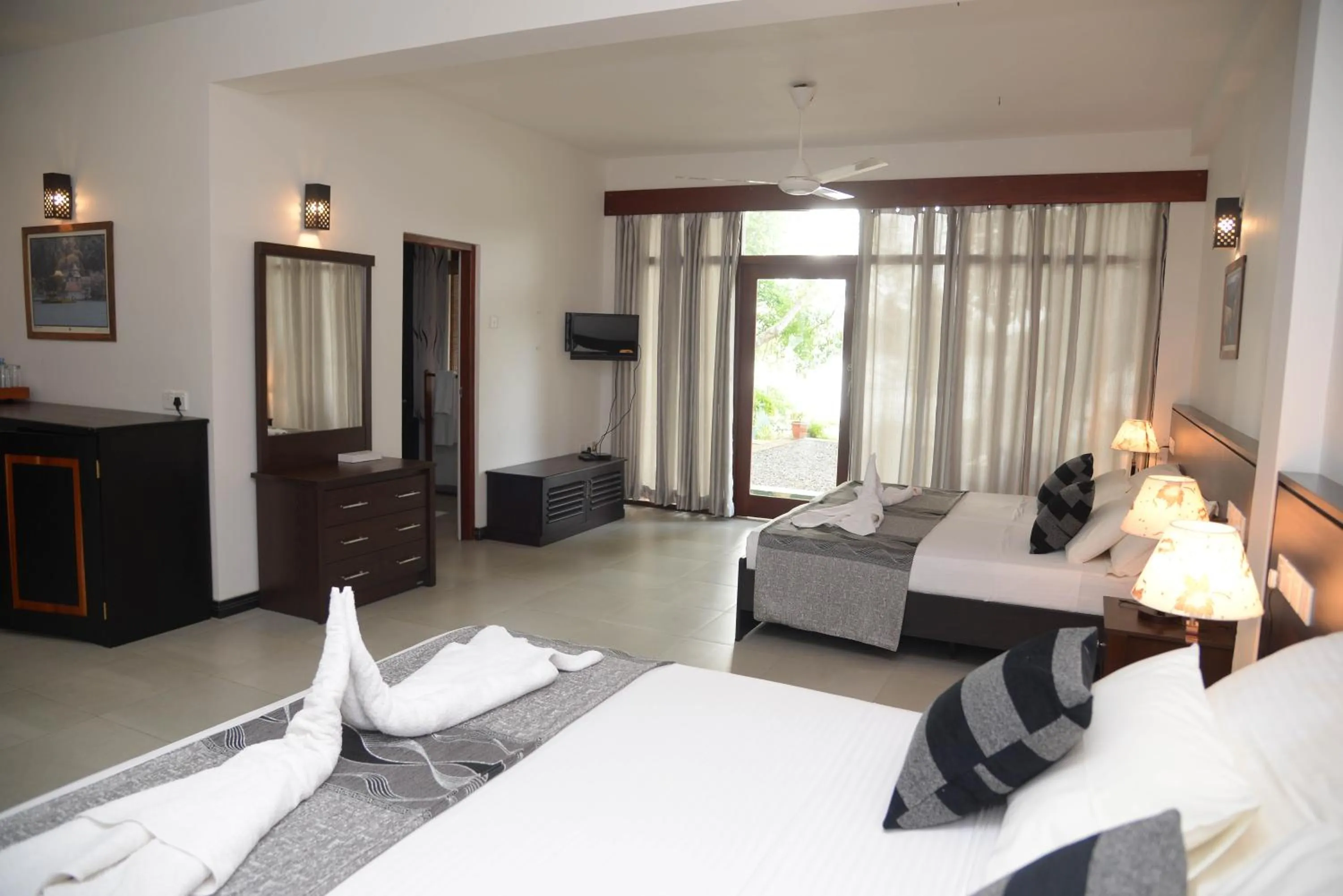 Bedroom, Bed in Riverside Inn Fuji