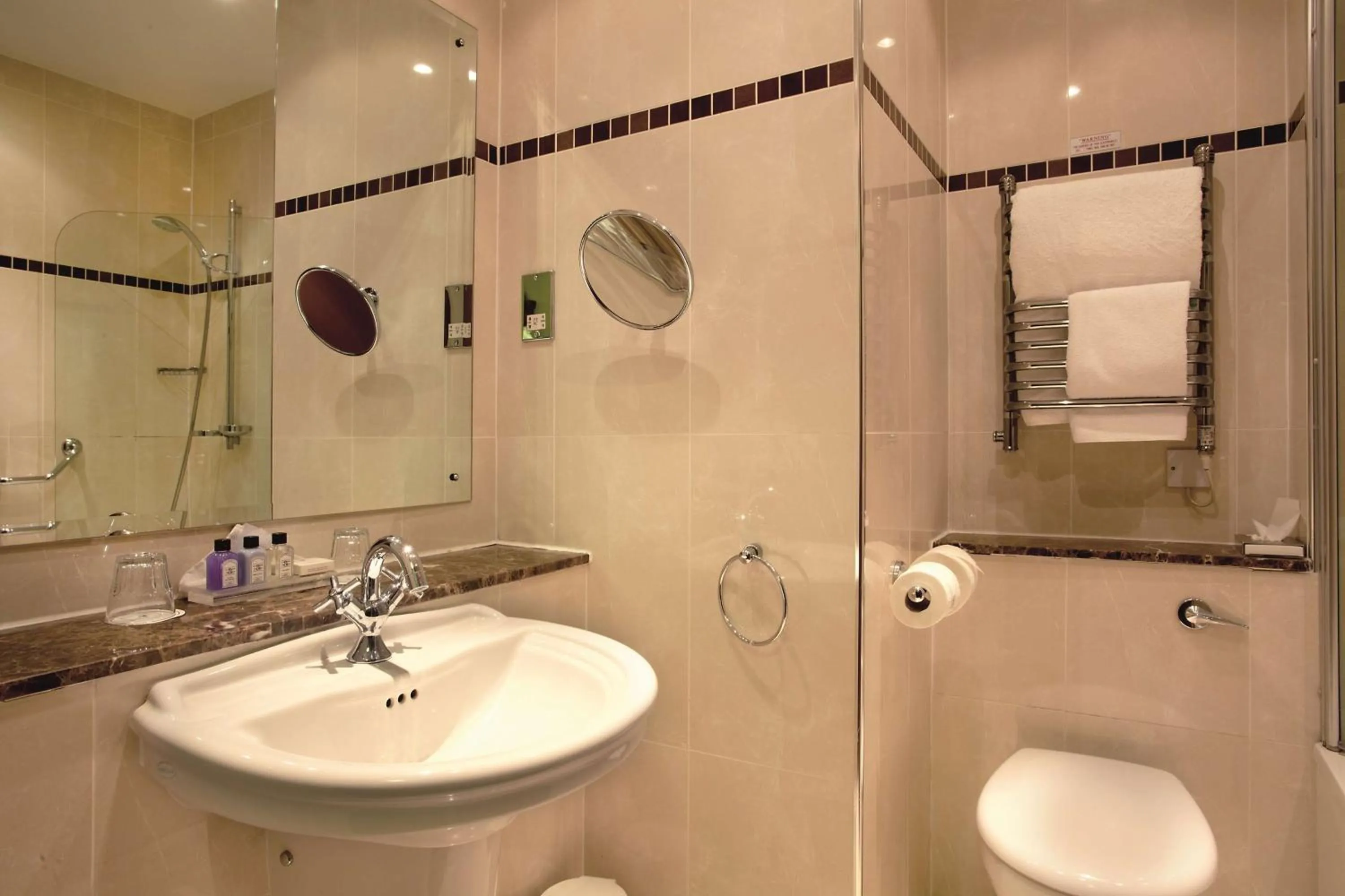 Bathroom in Macdonald Inchyra Hotel & Spa