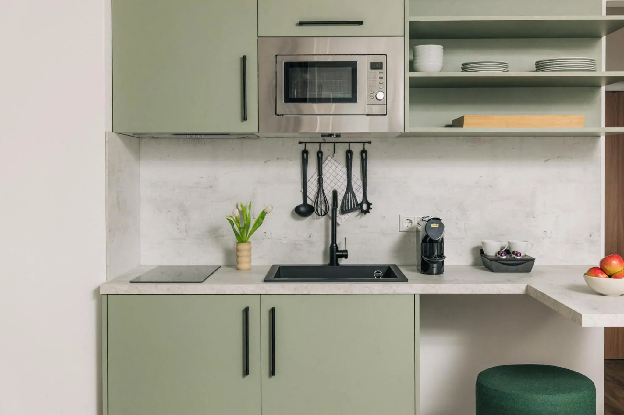 Kitchen or kitchenette in Homaris Apartments Frankfurt