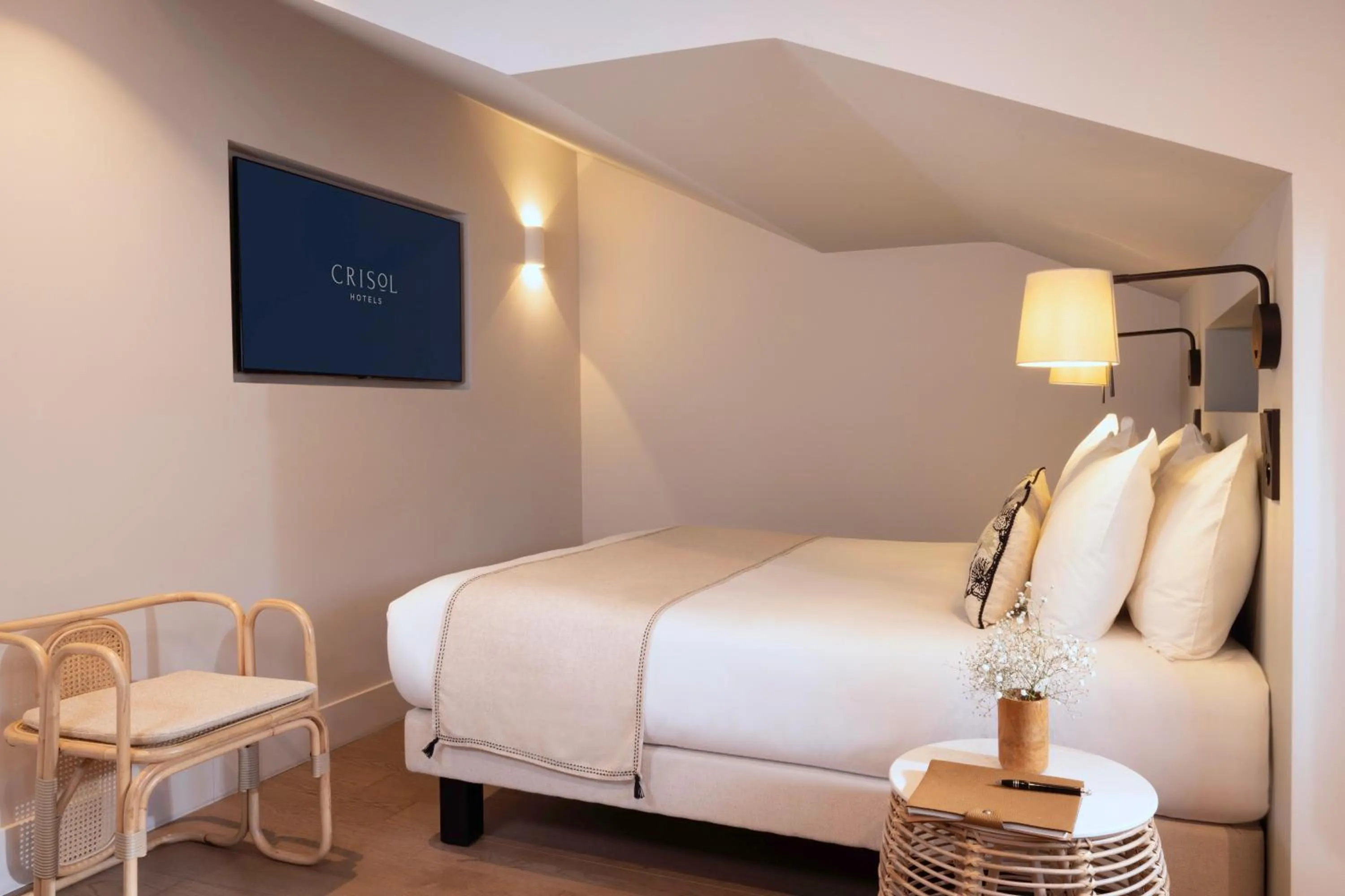 Bedroom, Bed in Crisol Mozart