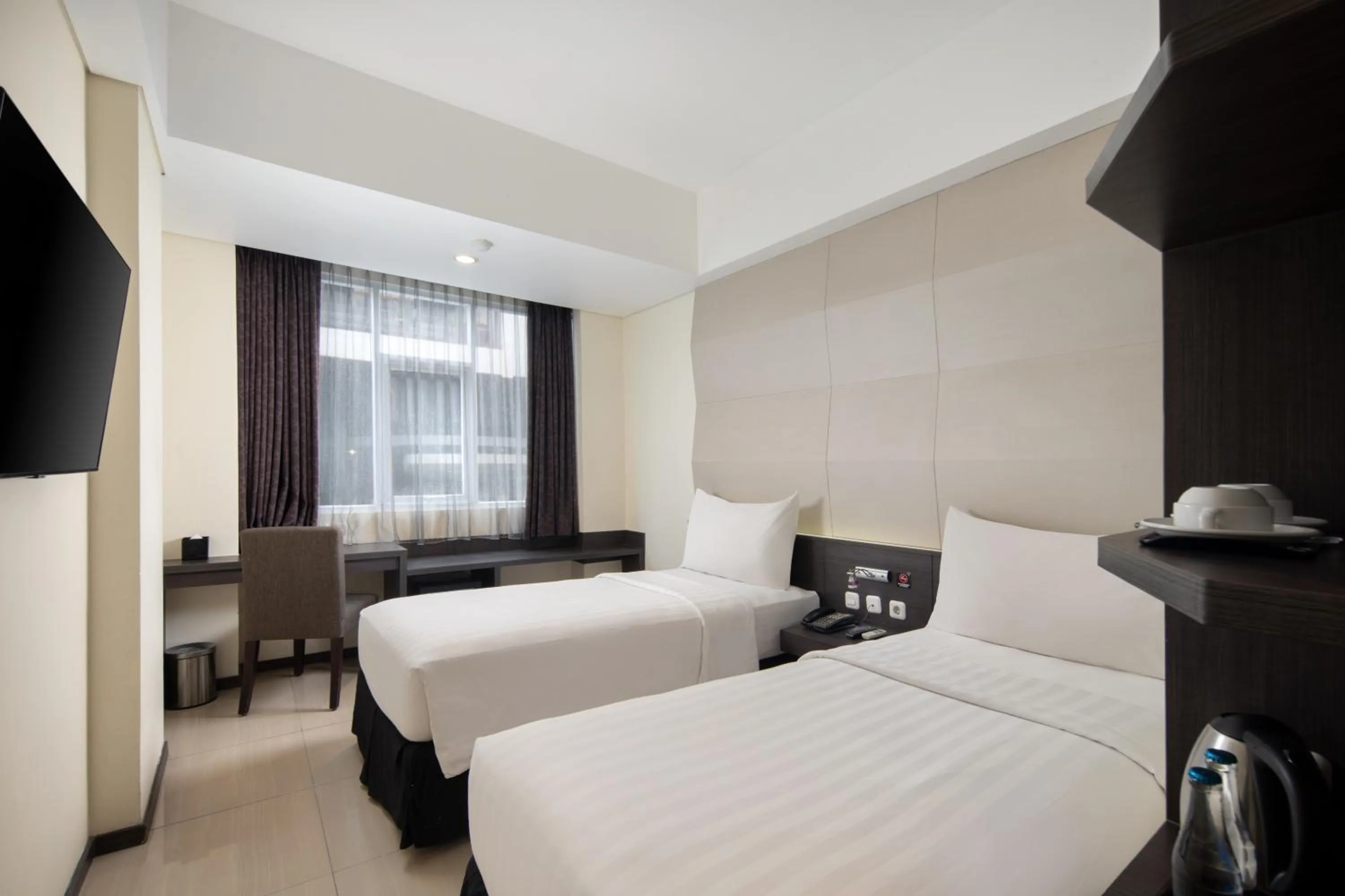 Bed in Fashion Hotel Legian