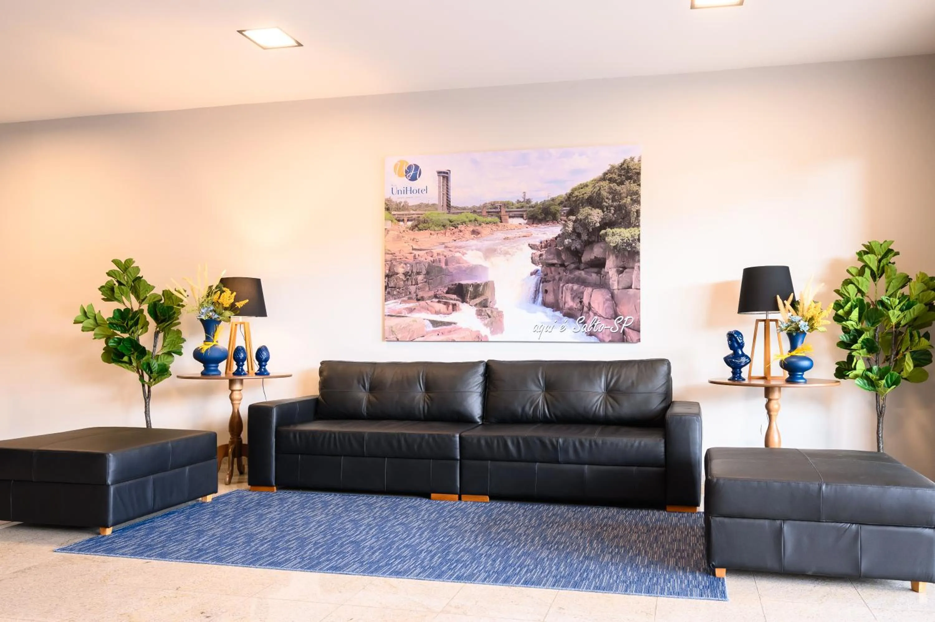 UniHotel Salto