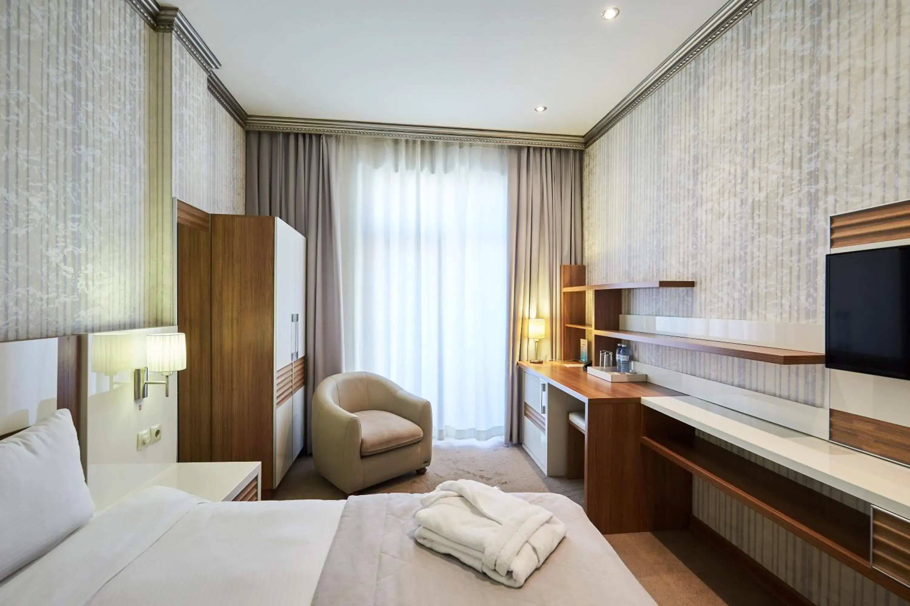 Double Room with Sea View in Boulevard Side Hotel Double Room with Sea View in Boulevard Side Hotel