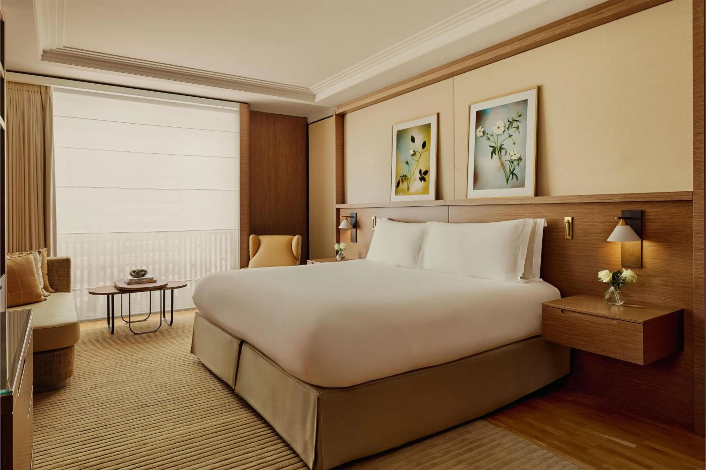 Bedroom, Bed in The Emory, Maybourne