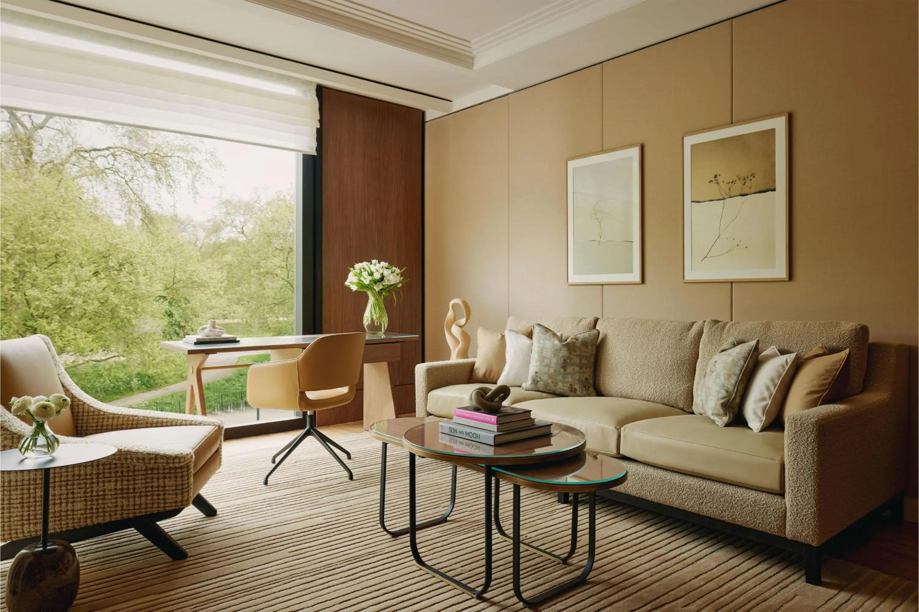 Photo of the whole room in The Emory, Maybourne