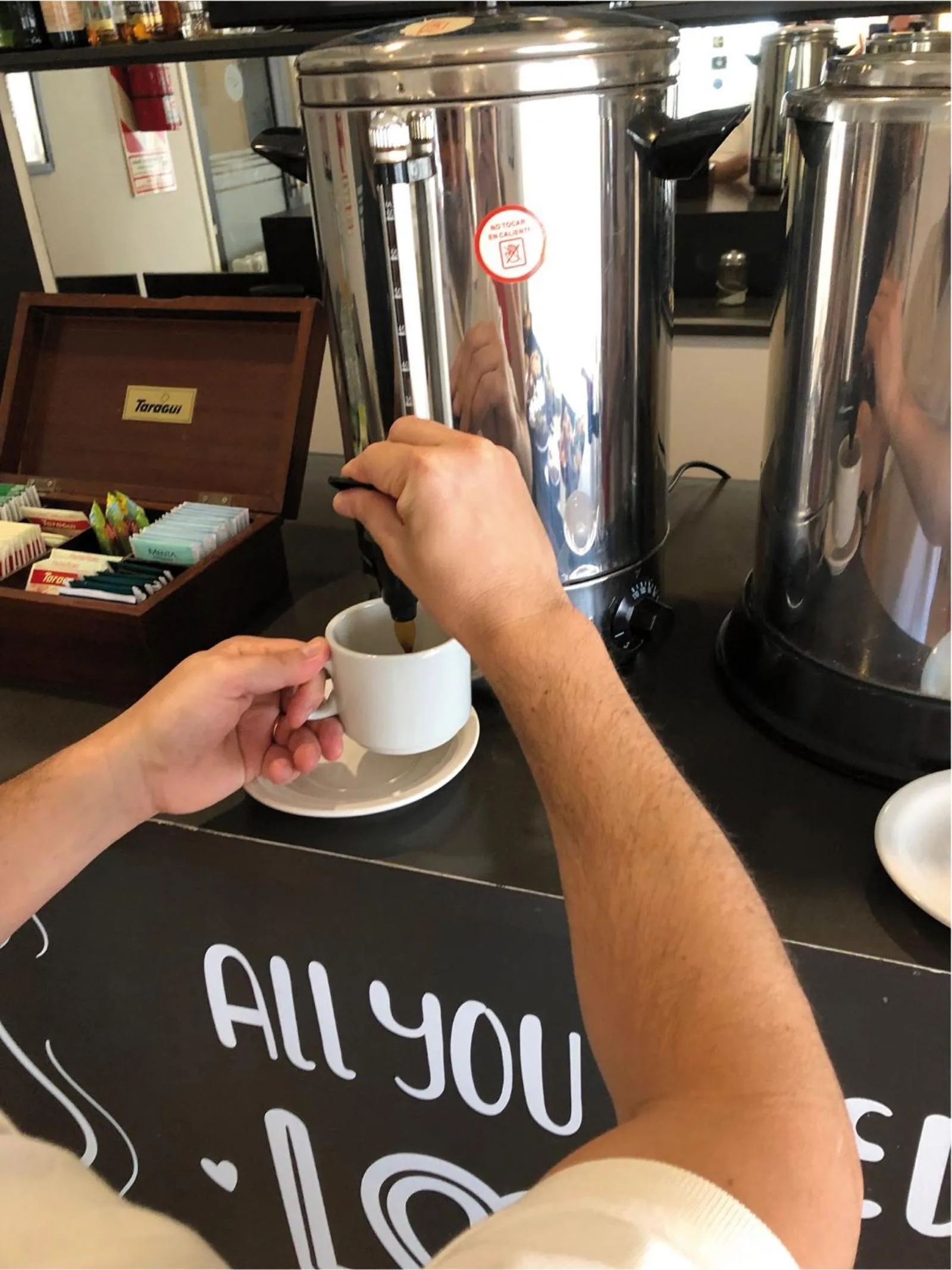 Coffee/tea facilities in HOTEL ROMA DE TANDIL