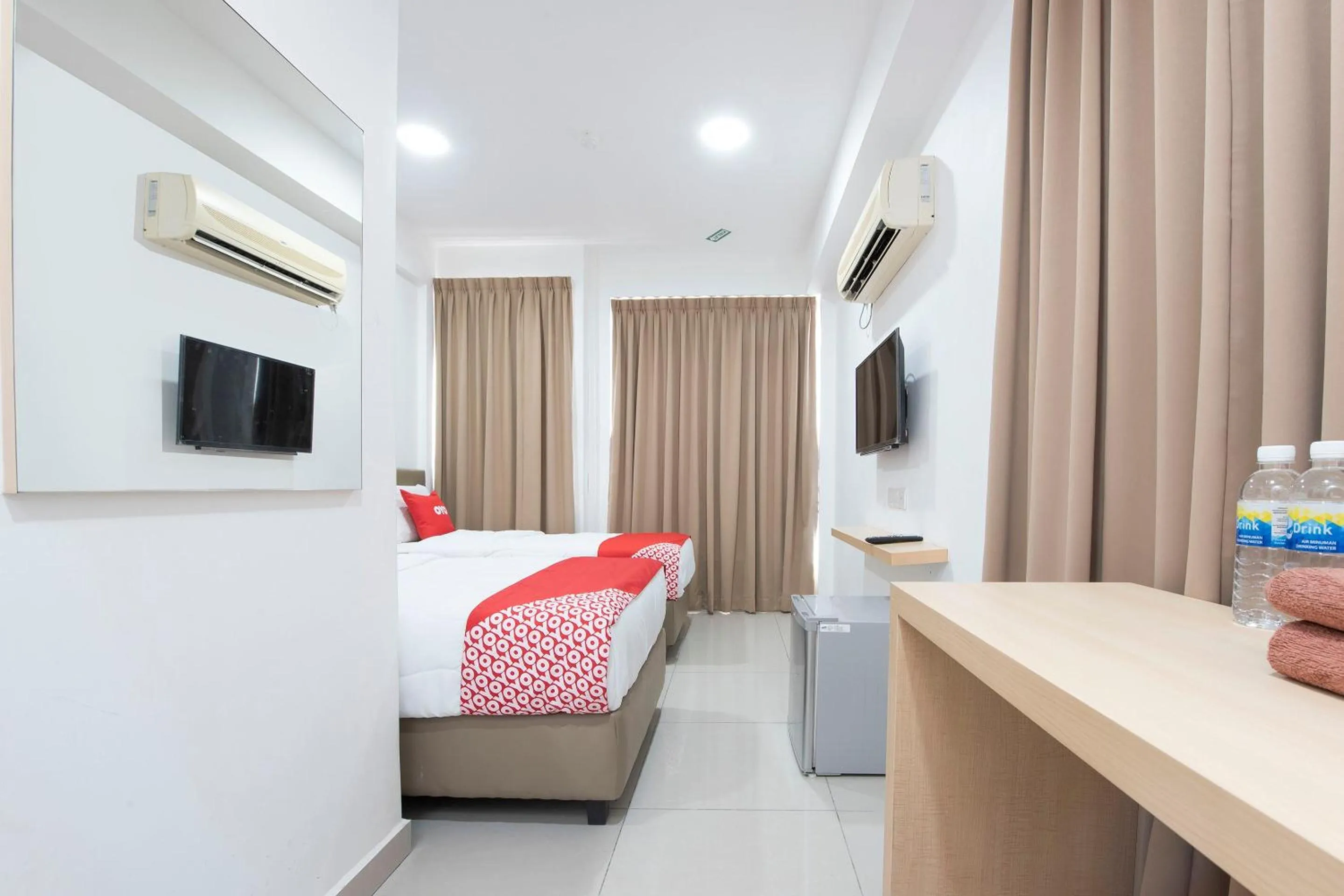 View (from property/room), Bed in Sg Rengit City Resort 3