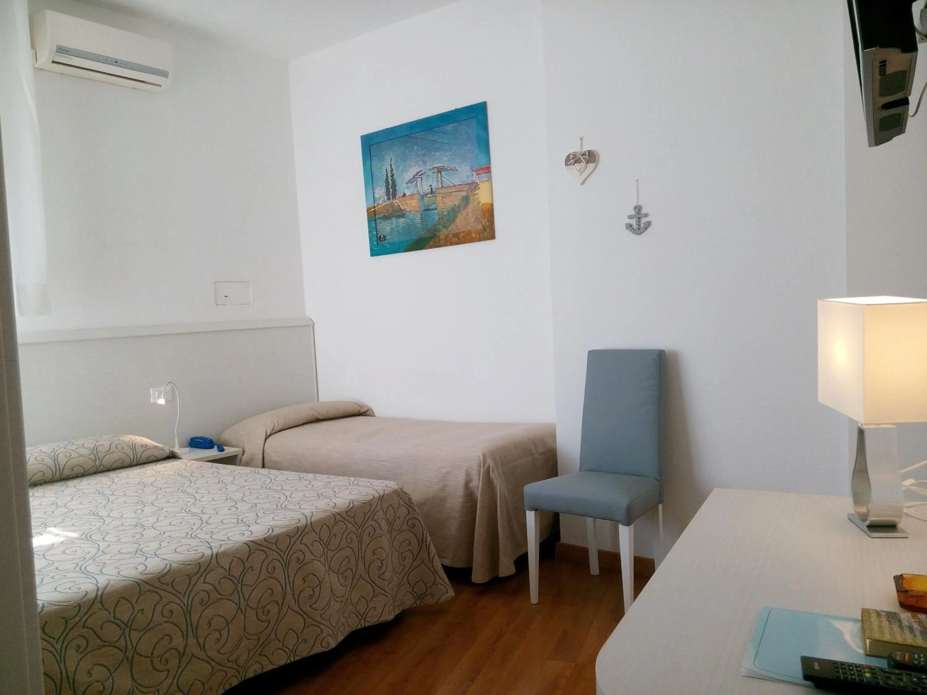 Photo of the whole room, Bed in Hotel Telenia