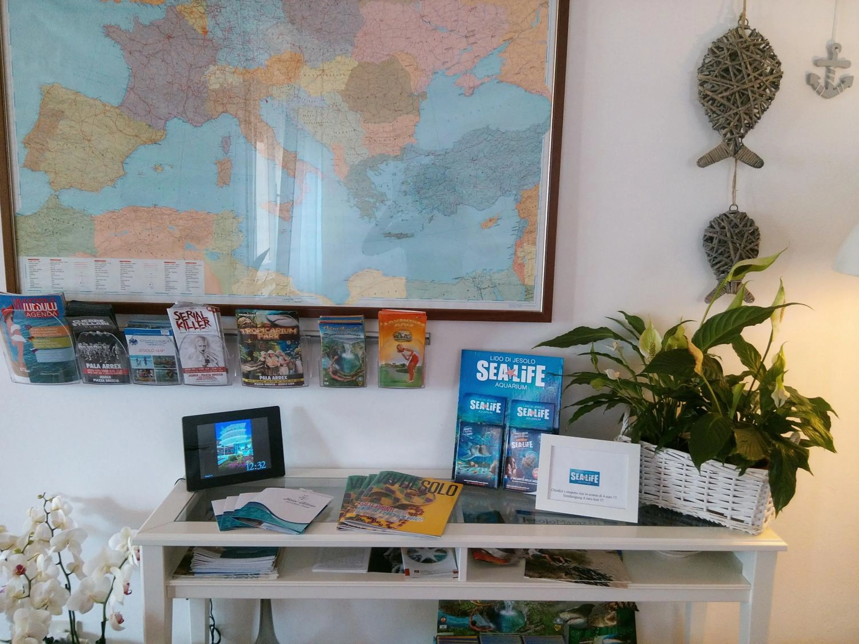 Library in Hotel Telenia