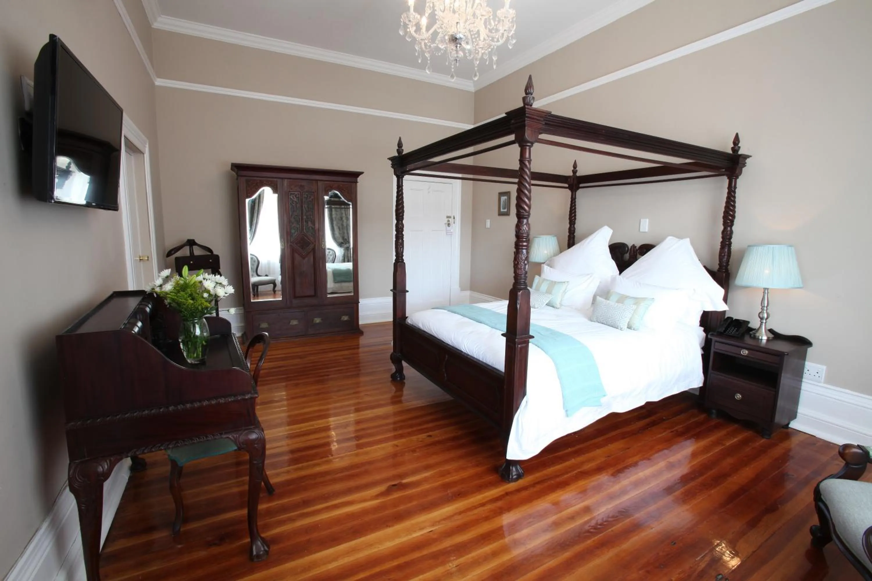 Photo of the whole room, Bed in Park Place Boutique Guesthouse