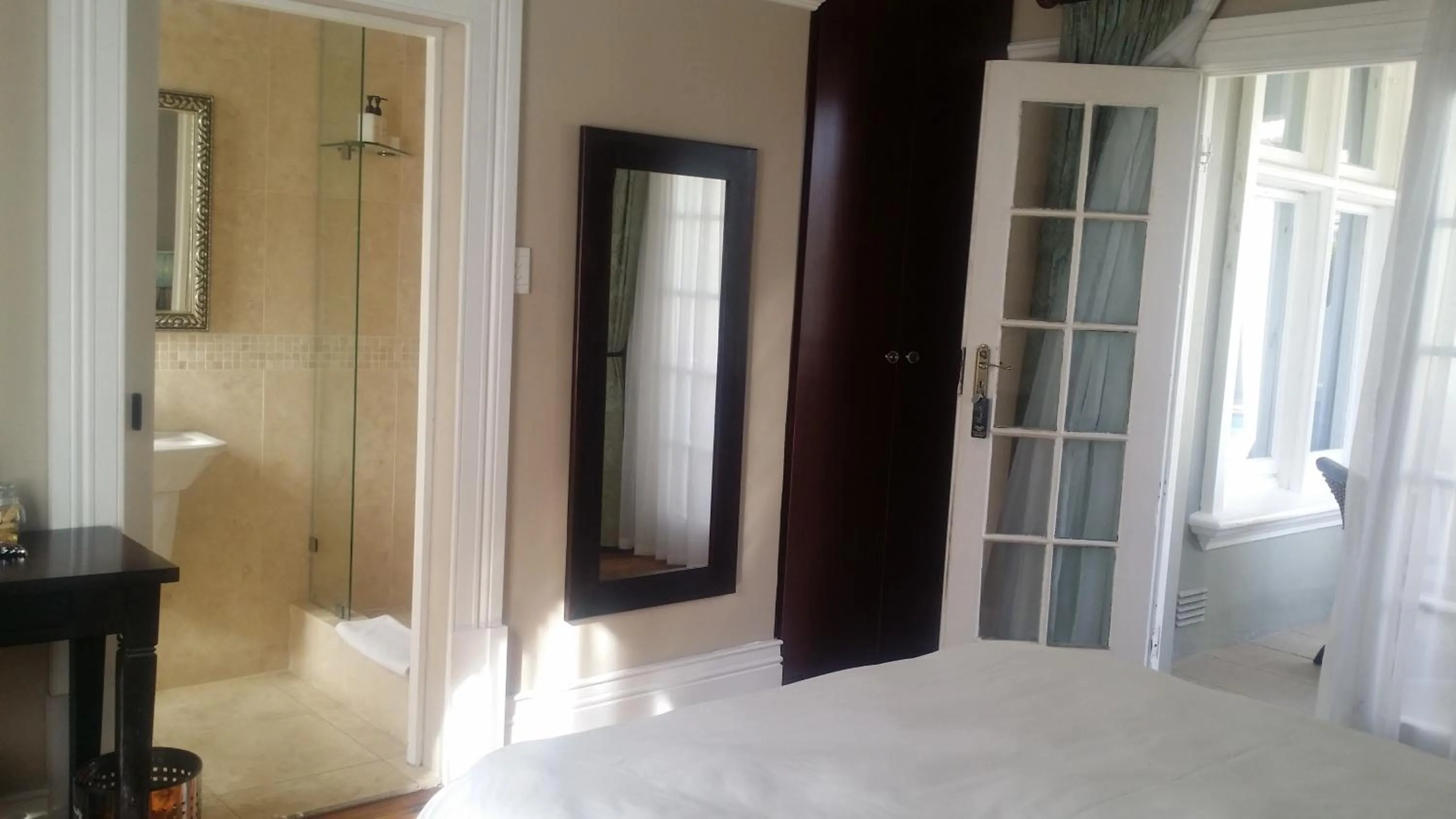 Decorative detail, Bed in Park Place Boutique Guesthouse